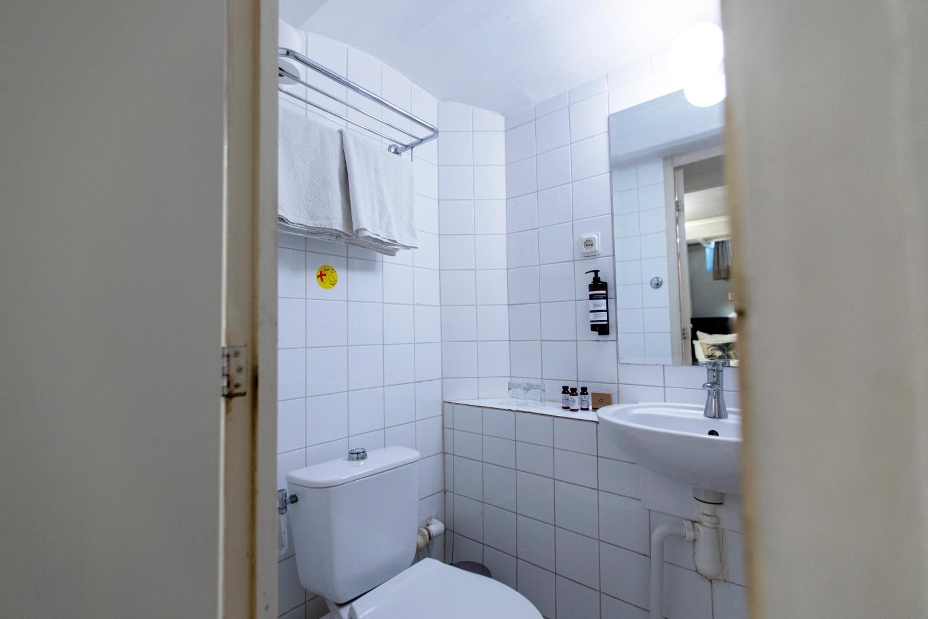 Quentin Museum Square Hotel — 28