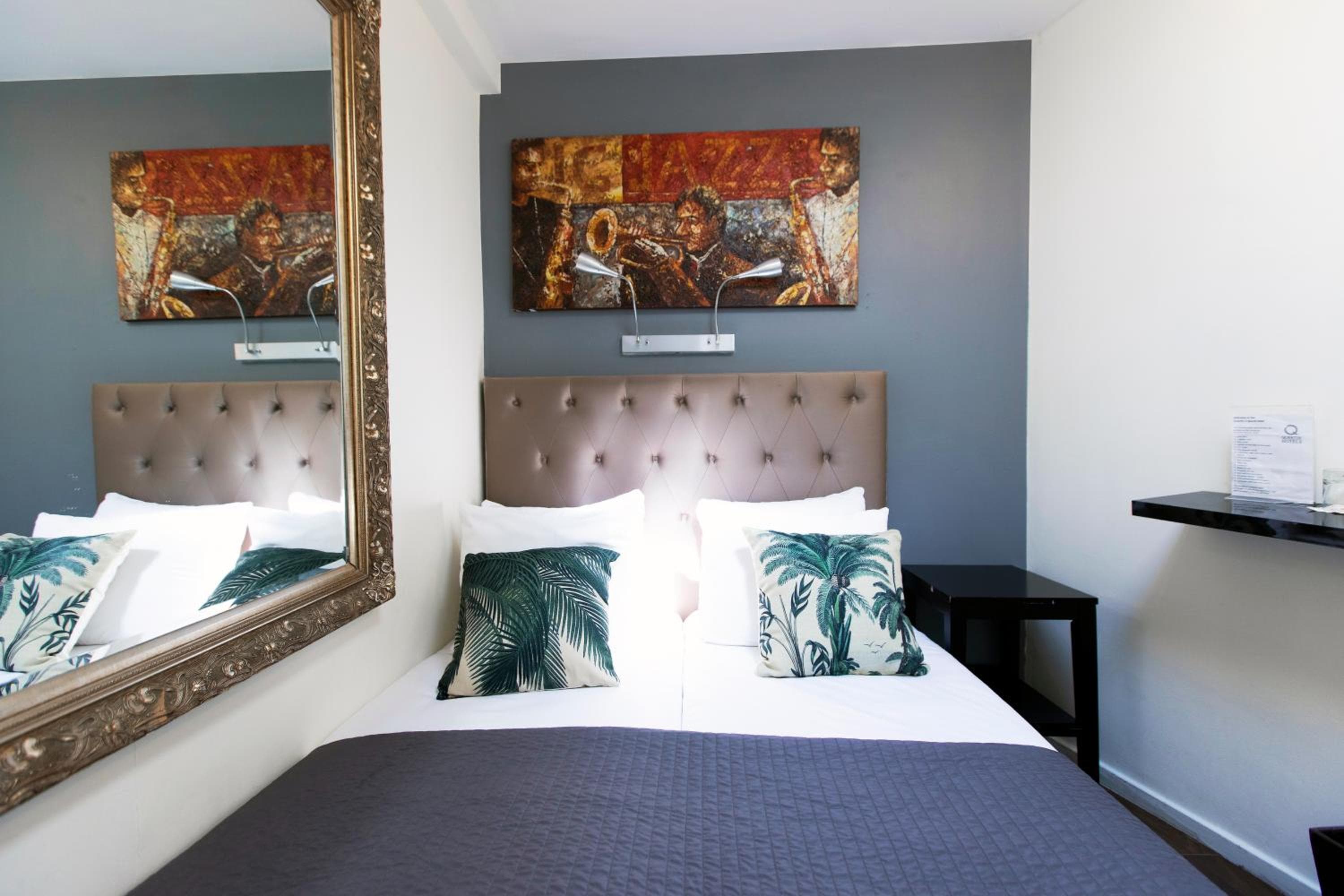 Quentin Museum Square Hotel — 20