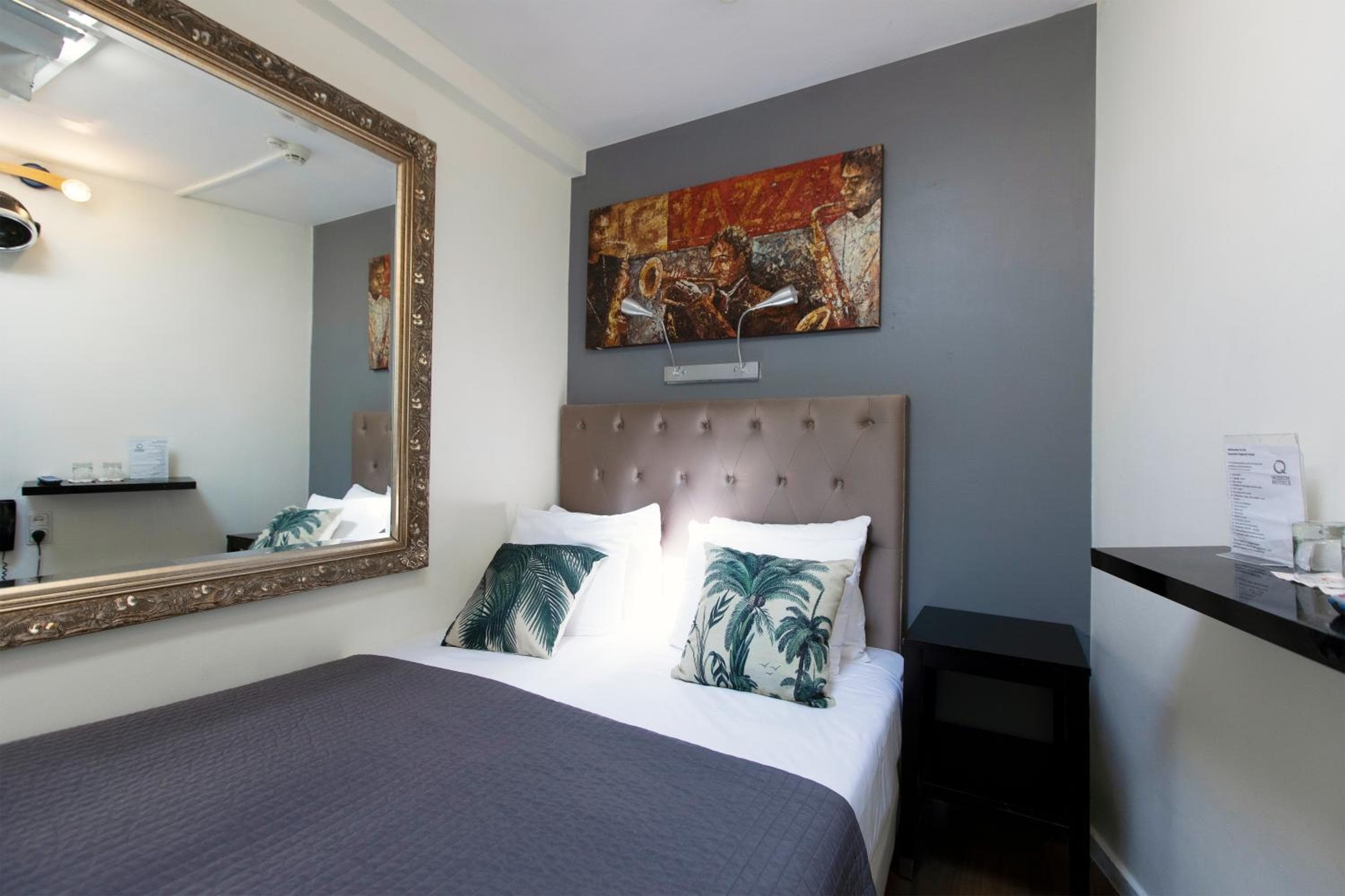 Quentin Museum Square Hotel — 21