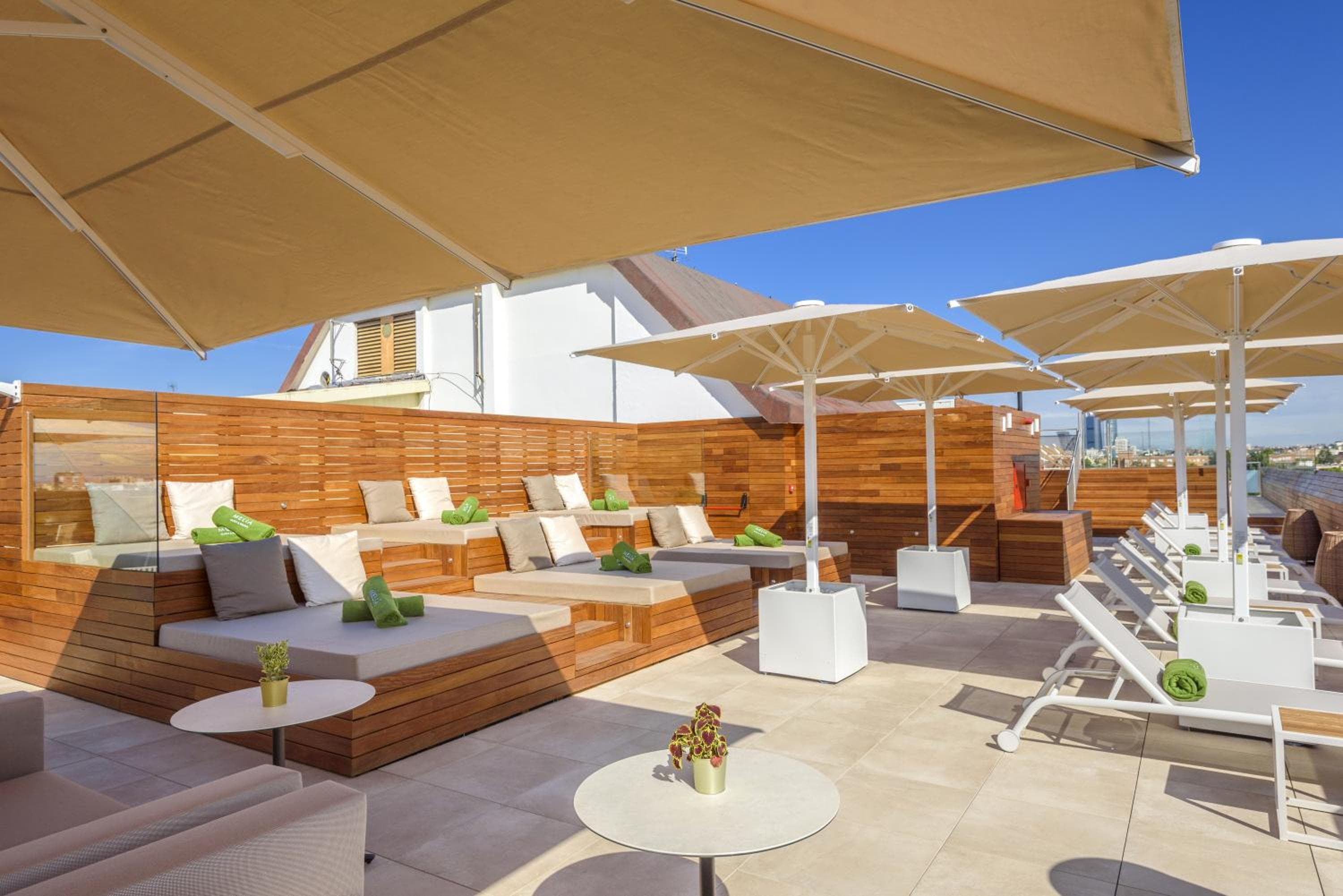 Melia Madrid Serrano — 15