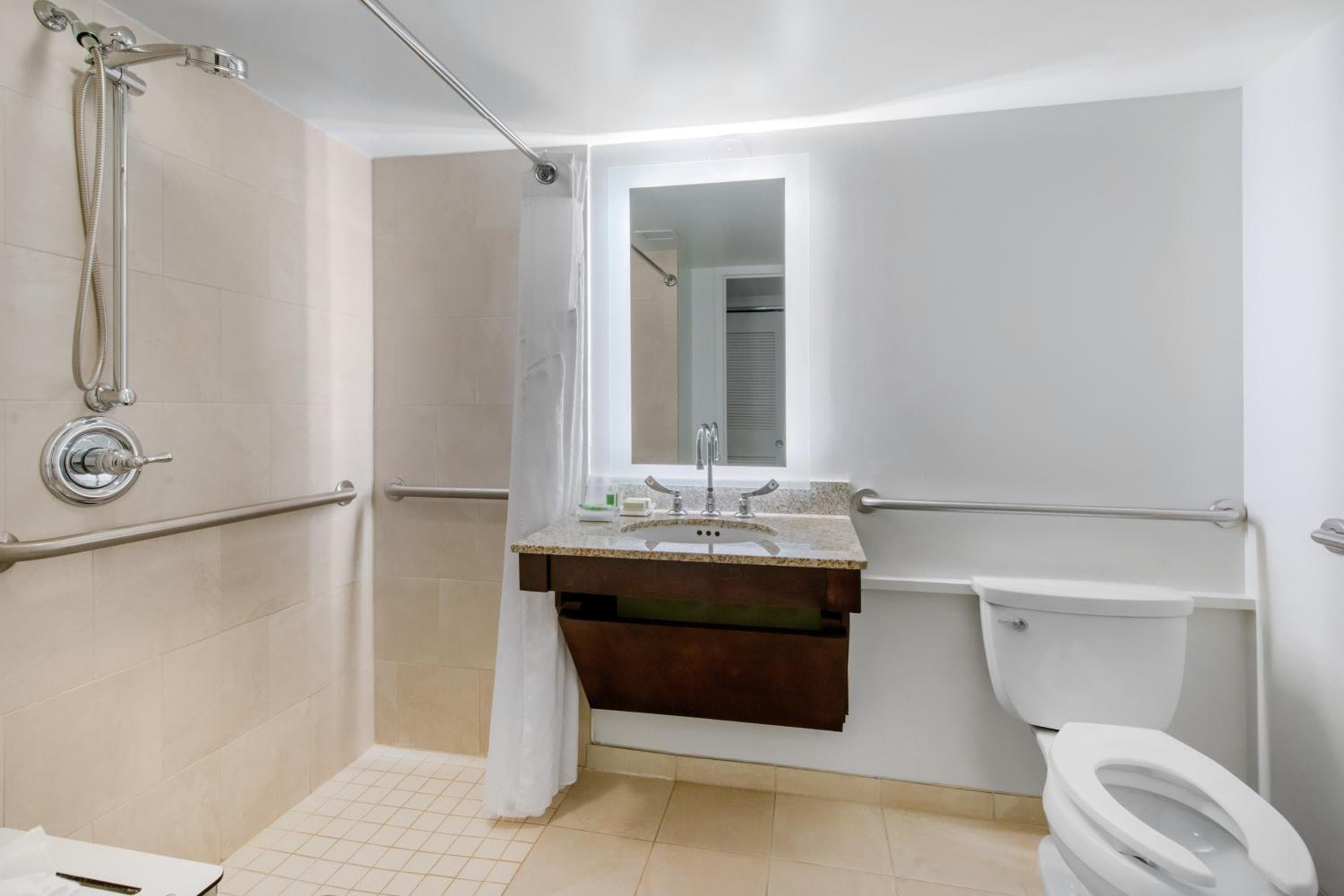 Holiday Inn Orlando – Area Disney Springs™, un hotel IHG — 2