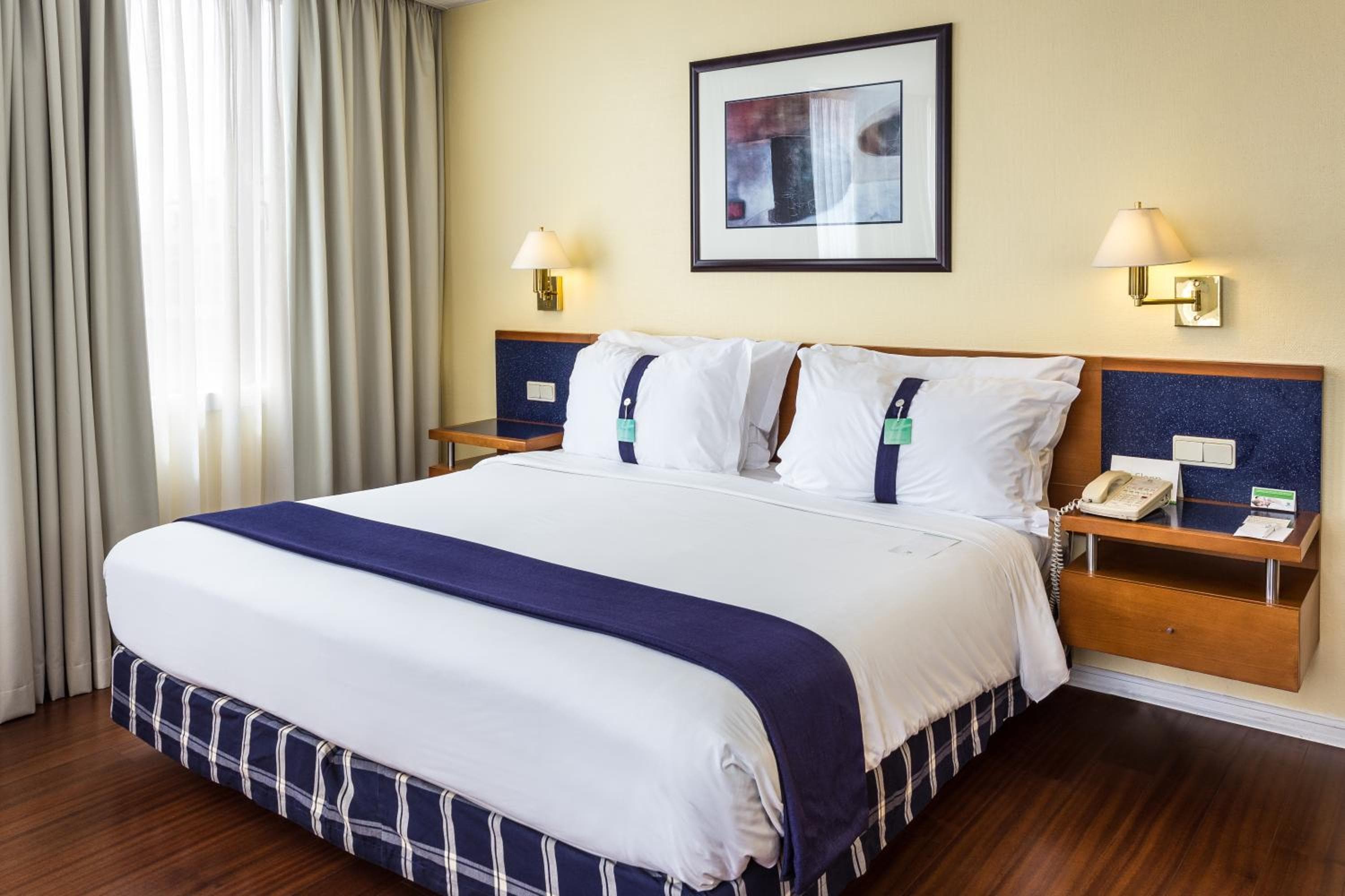 Holiday Inn Lisbon by IHG — 6
