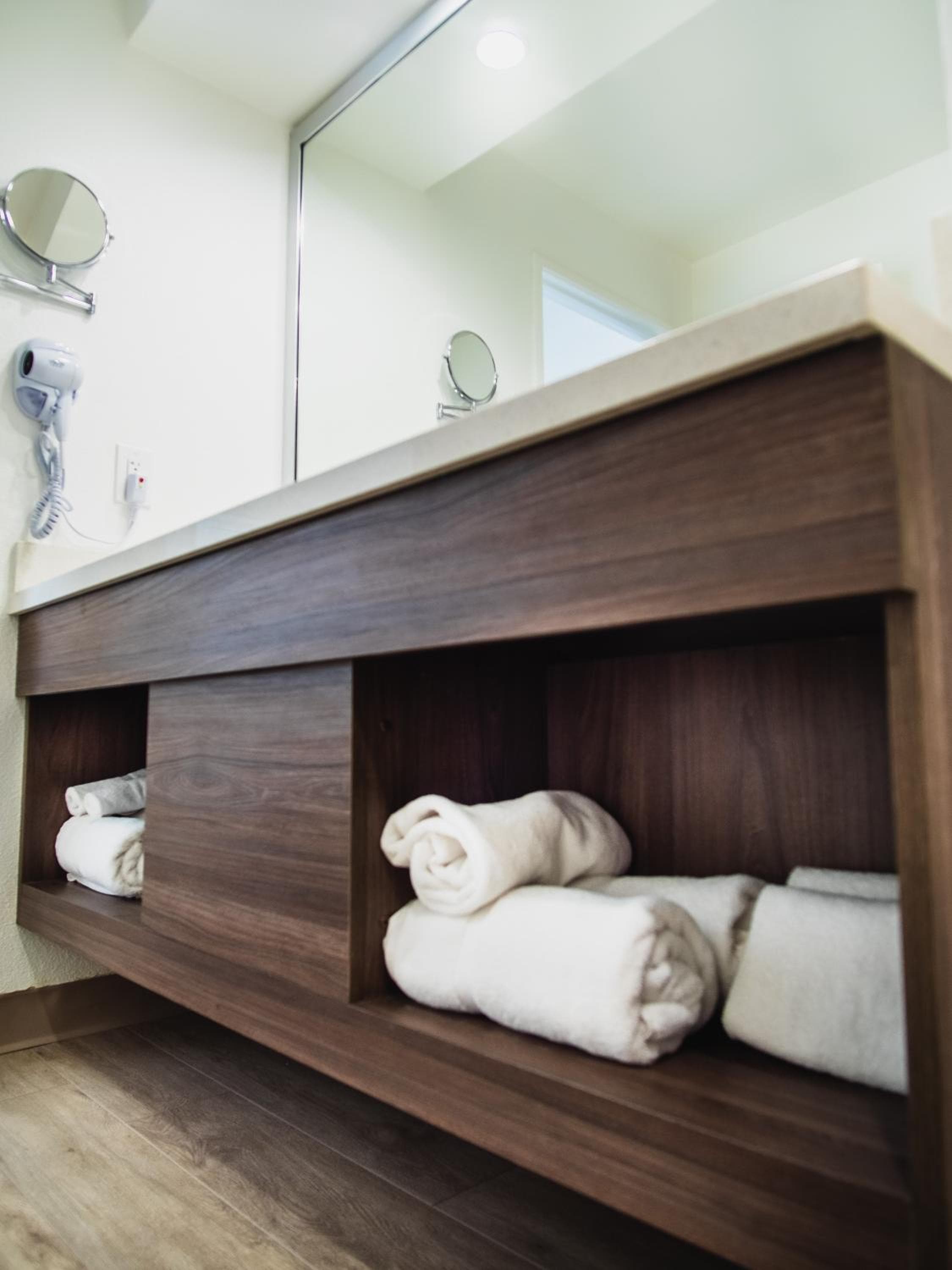Serene Vegas Boutique Hotel Las Vegas — 28