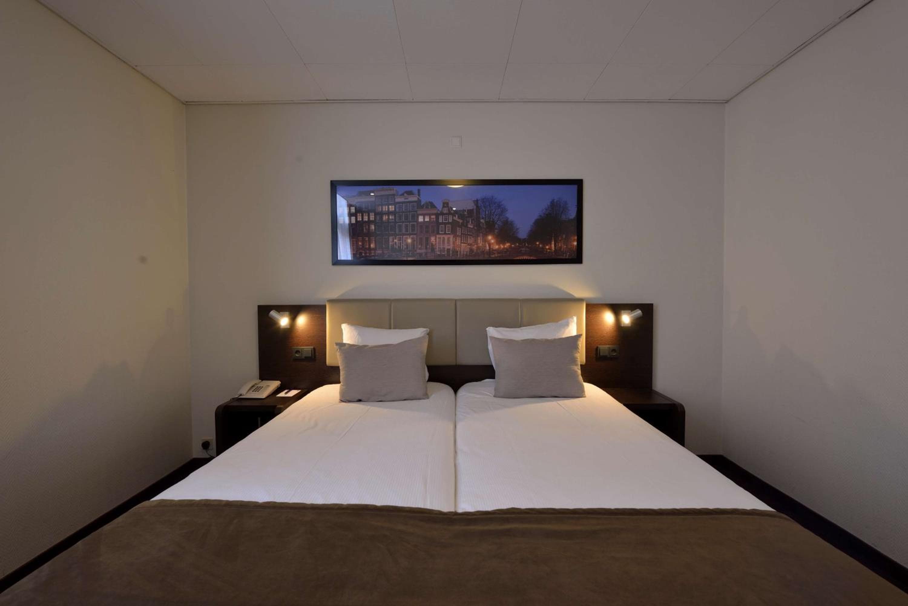 Best Western Dam Square Inn — 28