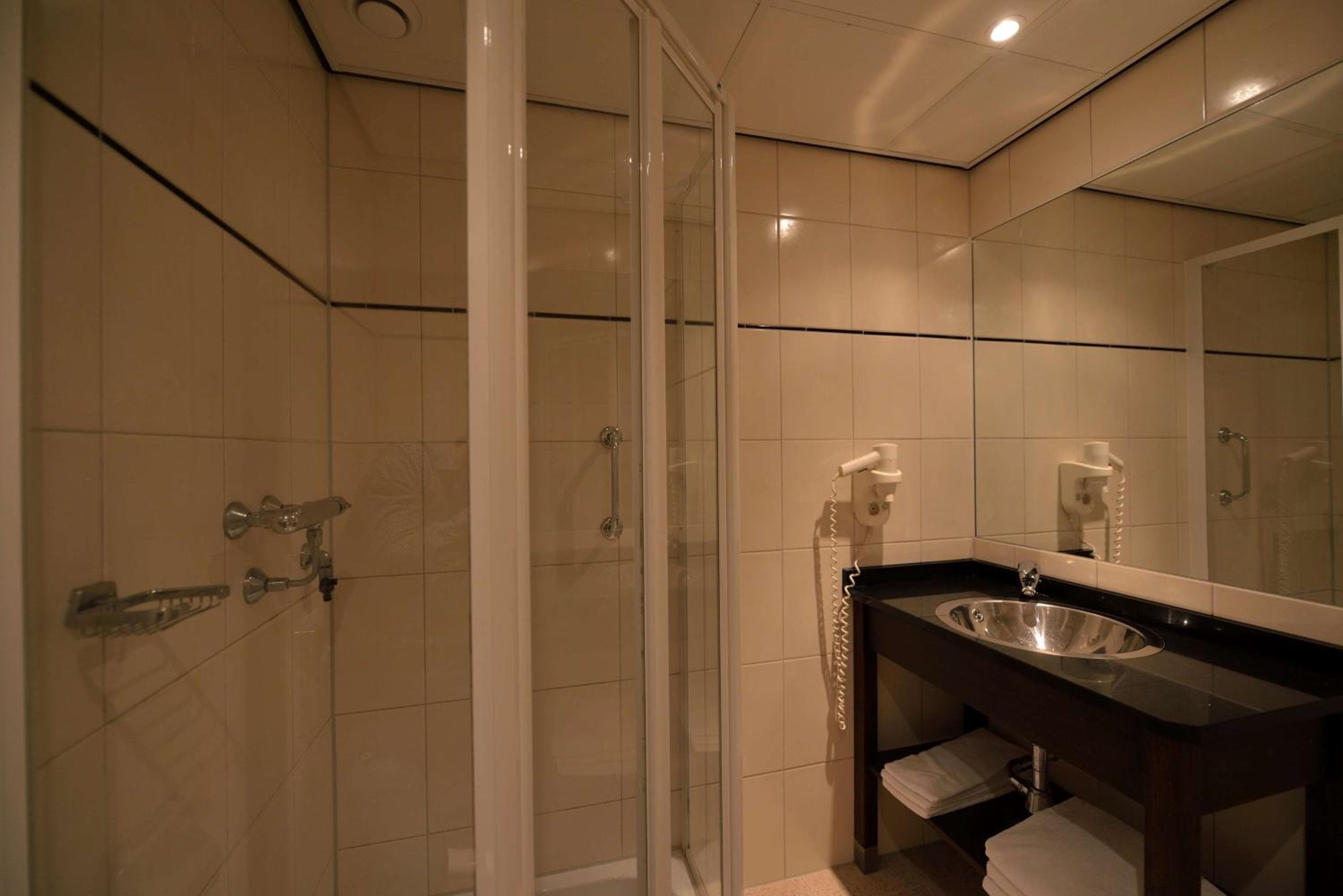 Best Western Dam Square Inn — 29