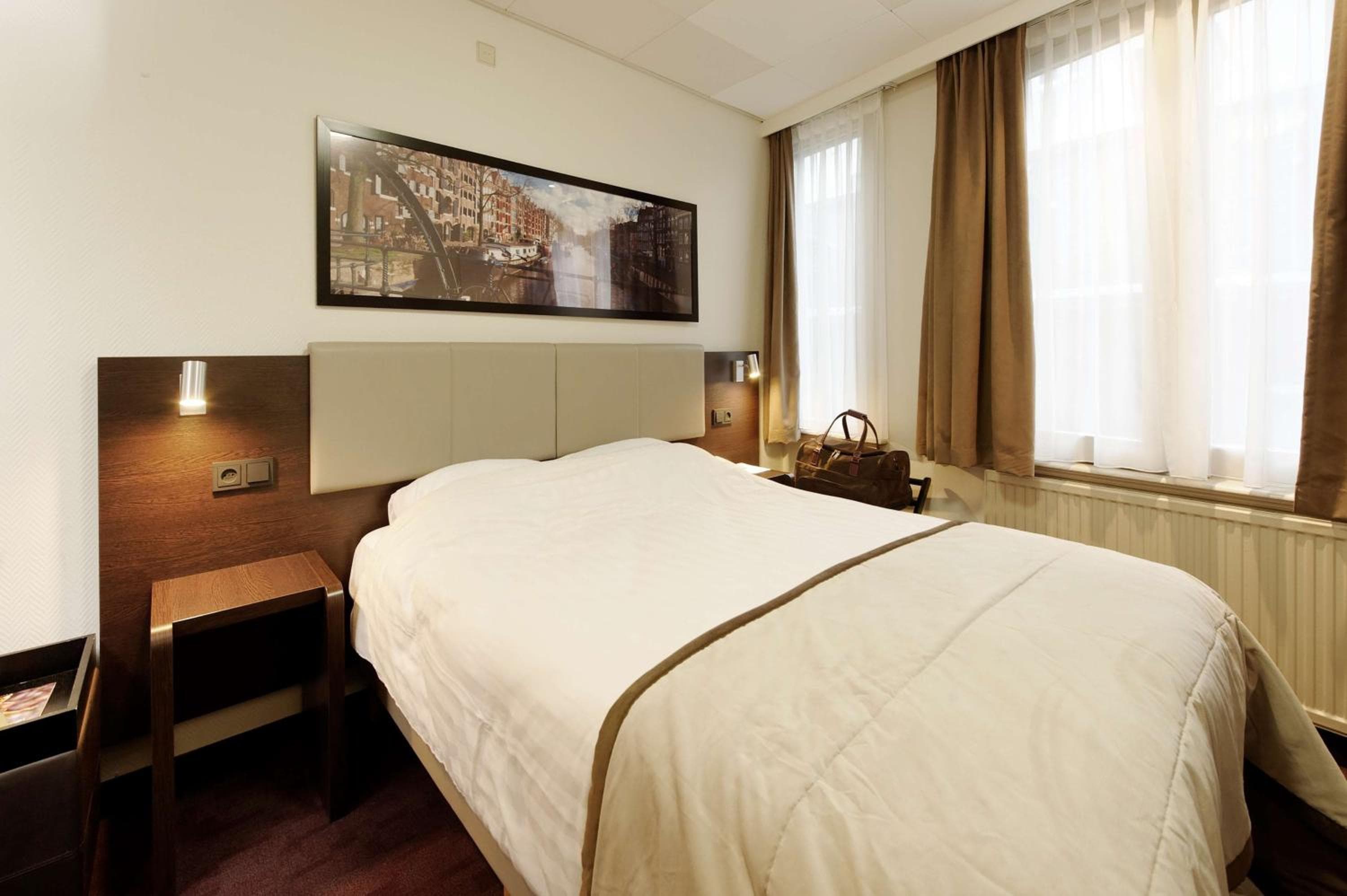Best Western Dam Square Inn — 17
