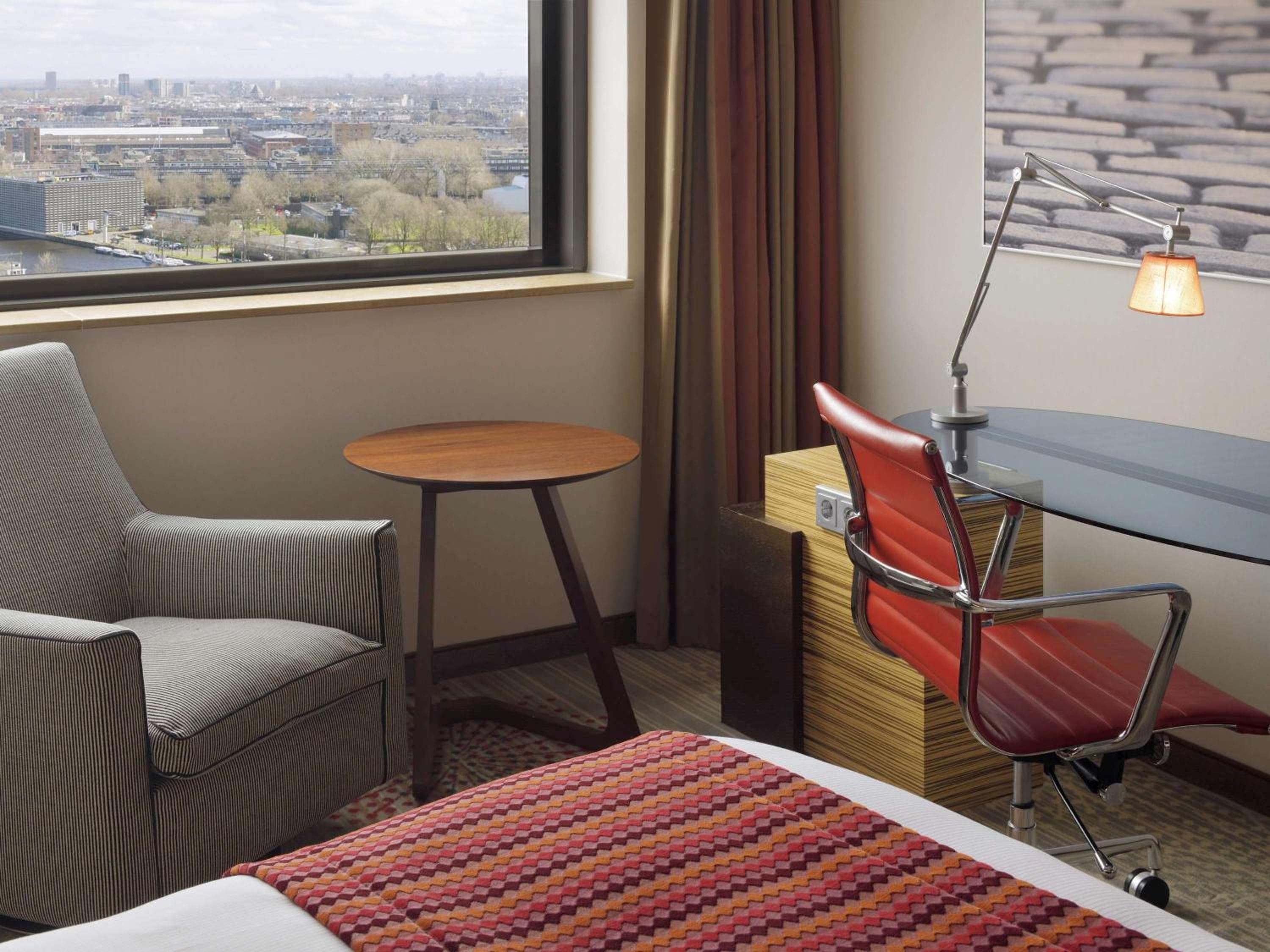 Mövenpick Hotel Amsterdam City Centre — 25