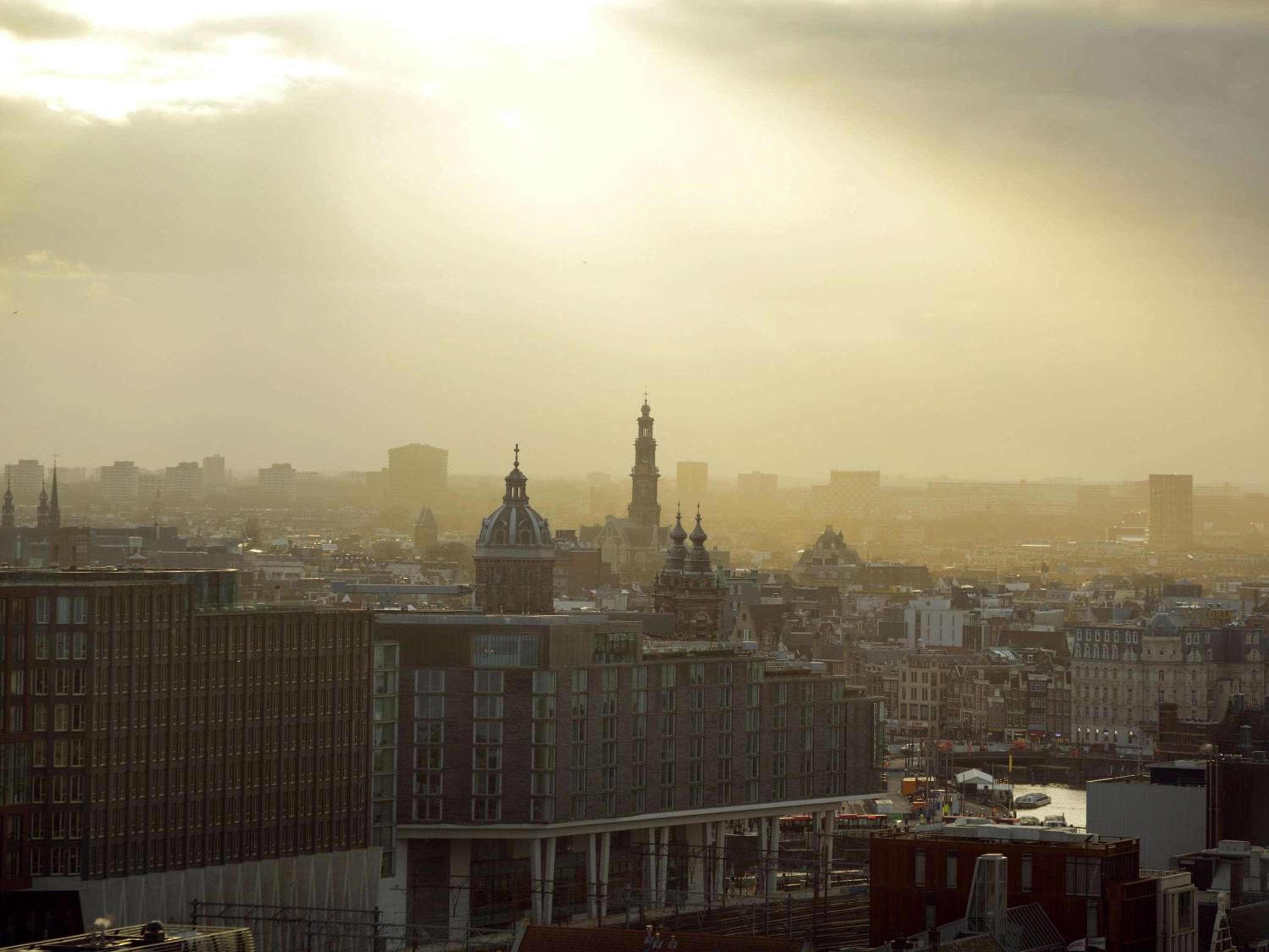 Mövenpick Hotel Amsterdam City Centre — 26