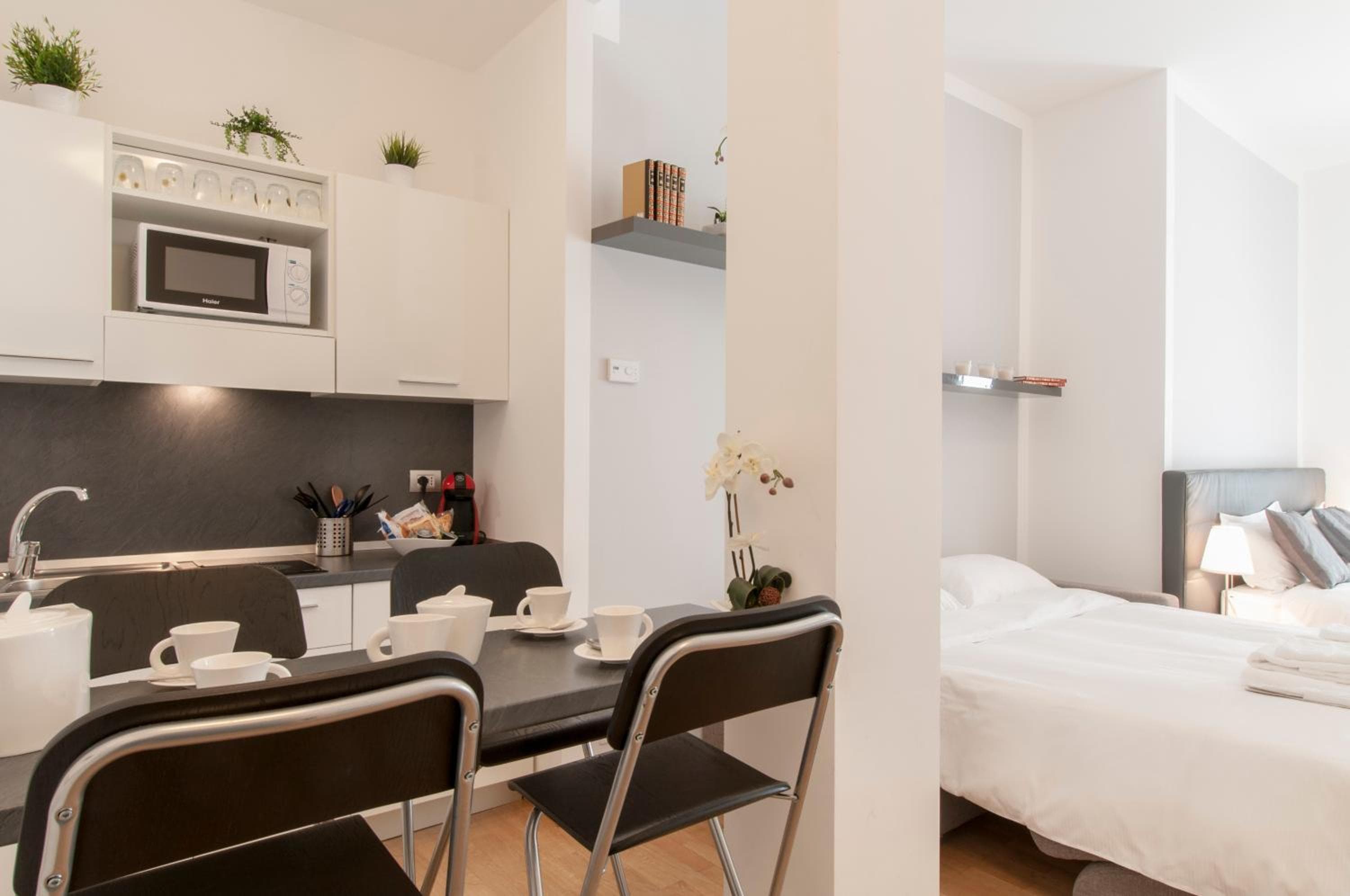 Milan Royal Suites - Centro Cadorna — 15
