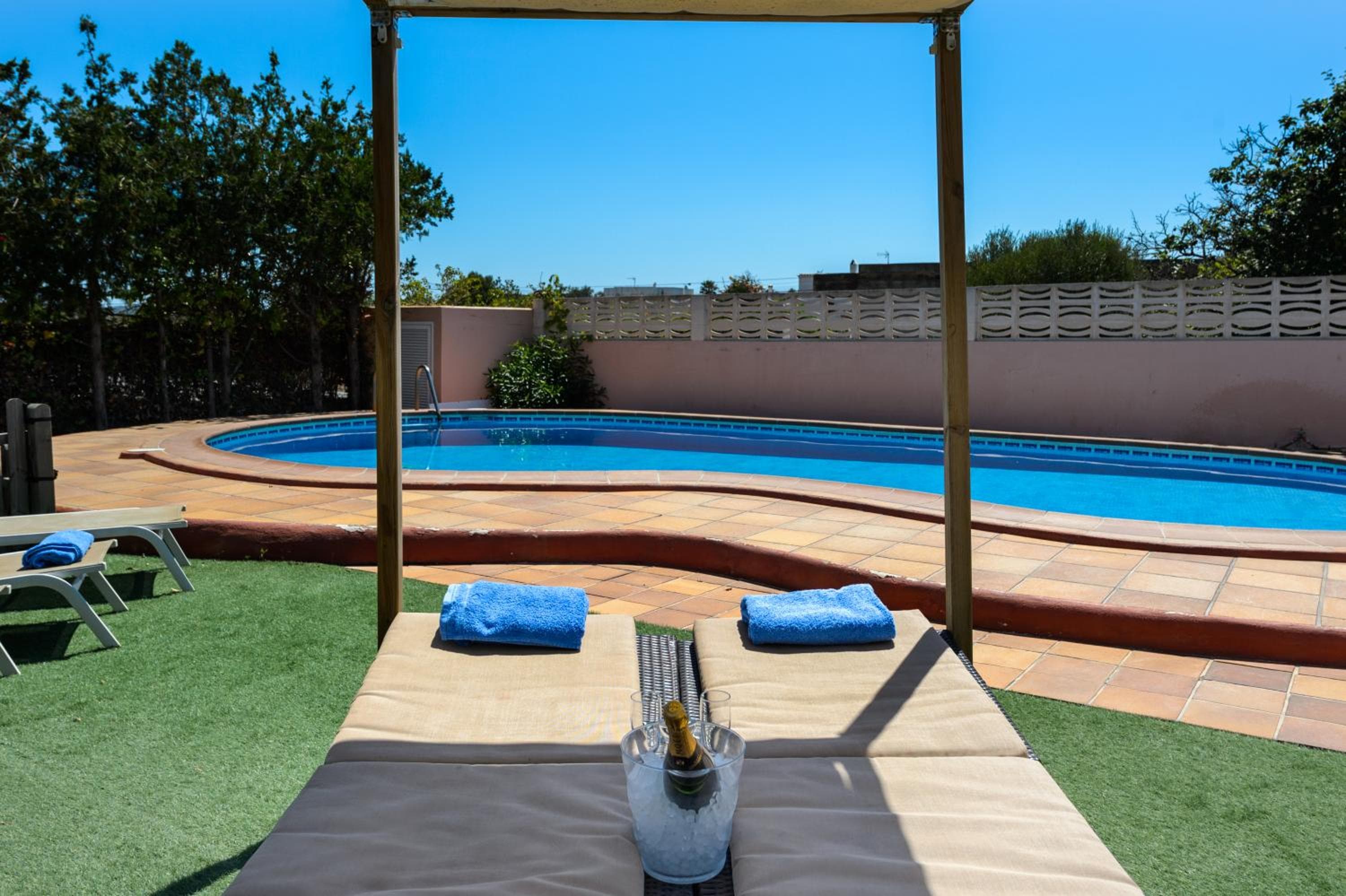 Sa Carroca Villa — 11