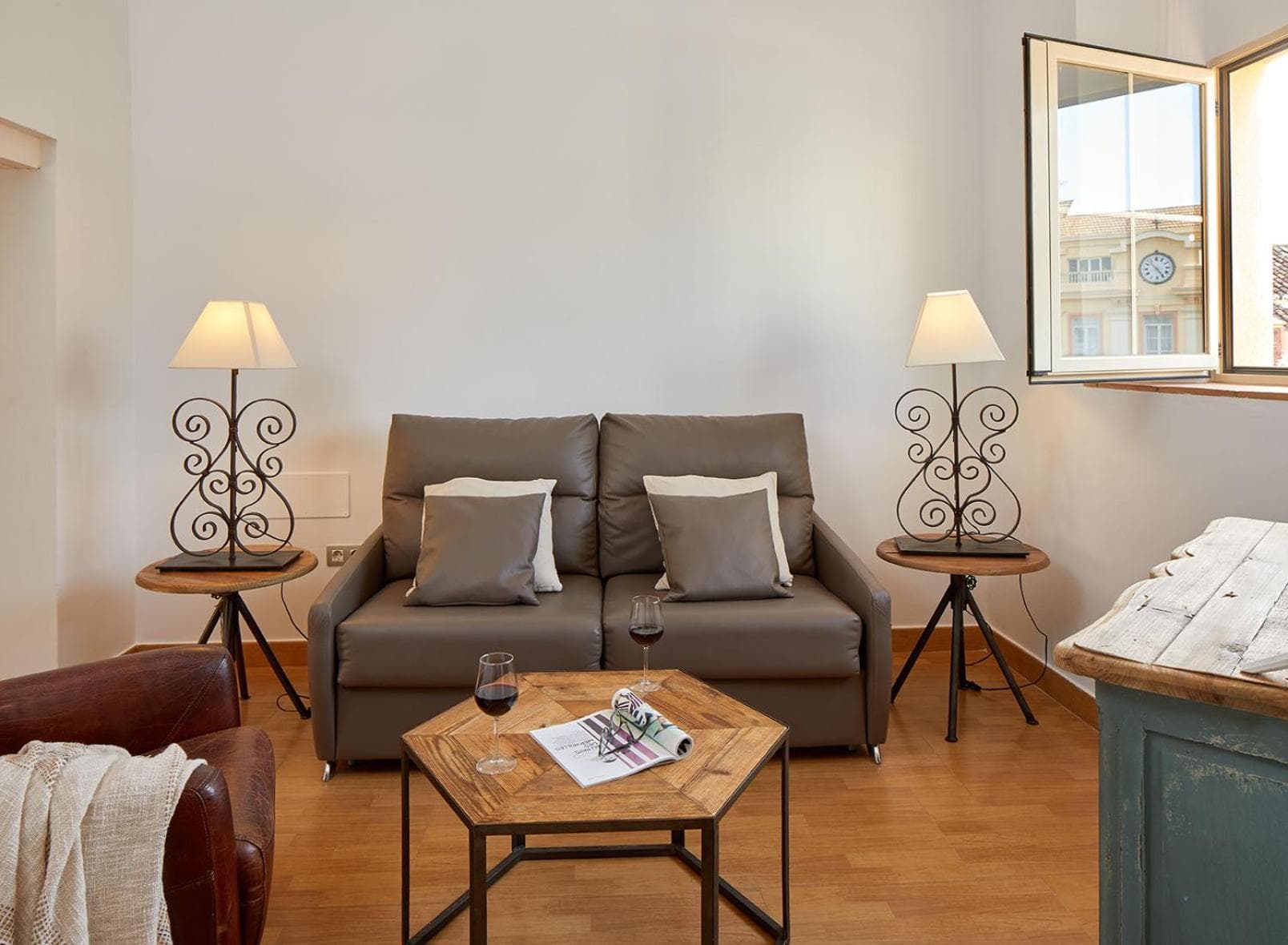 Lodgingmalaga Plaza Constitucion — 17