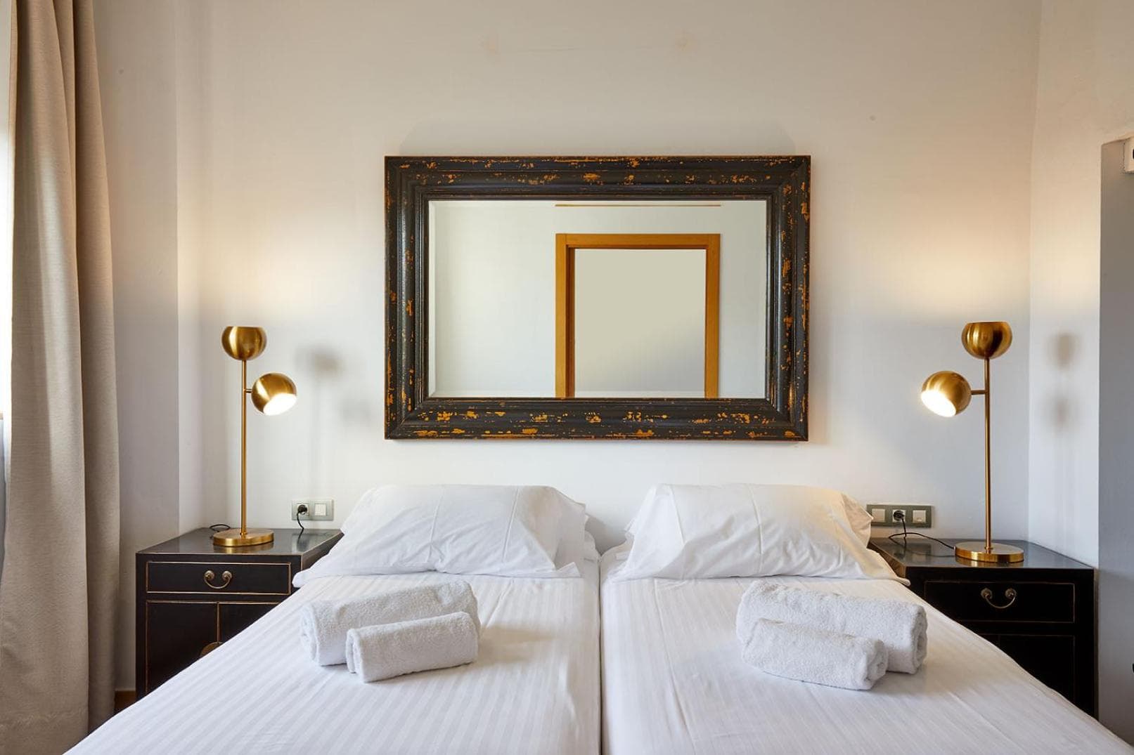 Lodgingmalaga Plaza Constitucion — 28