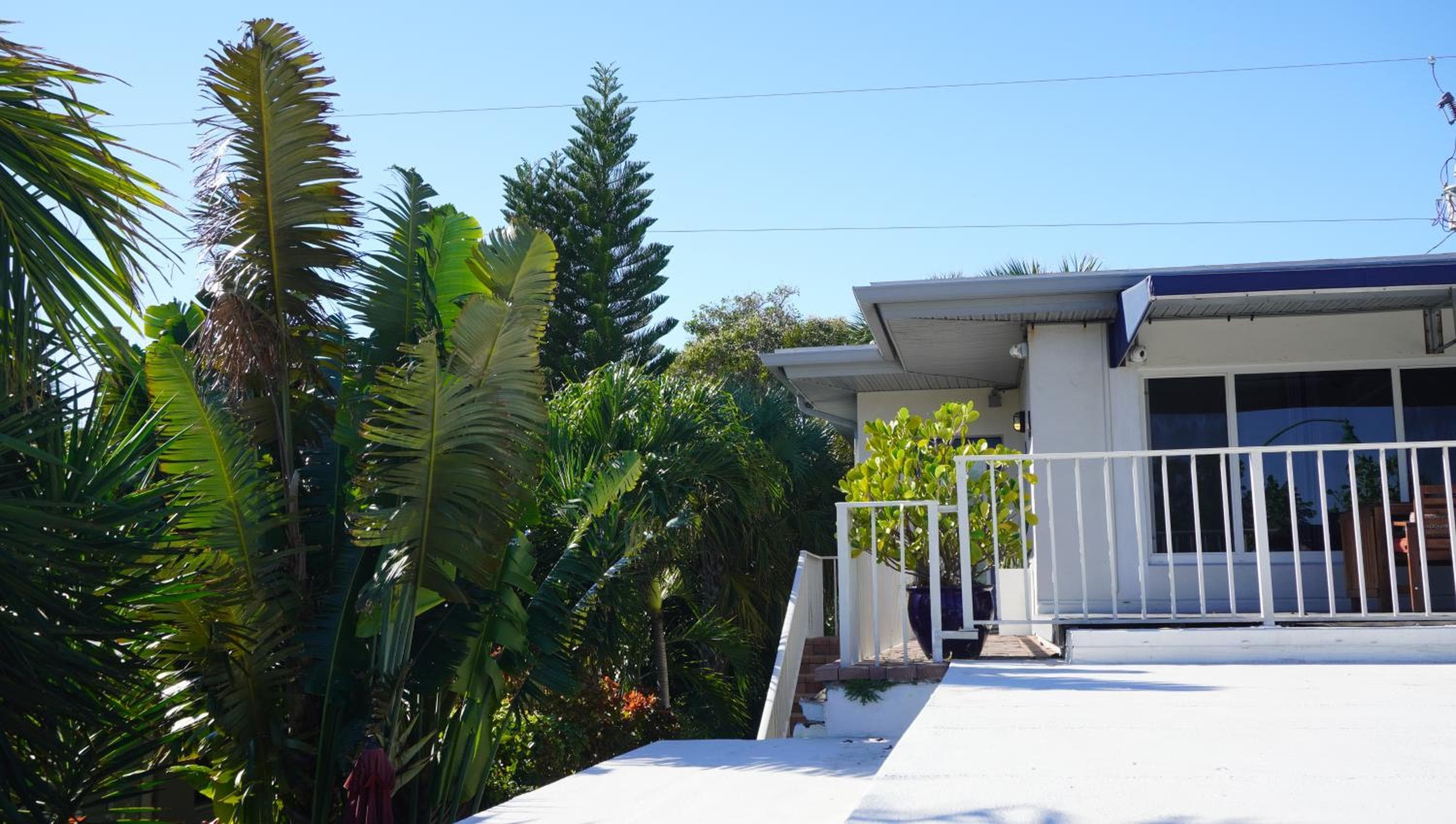 4145 dal mare Inn & Suites — 7