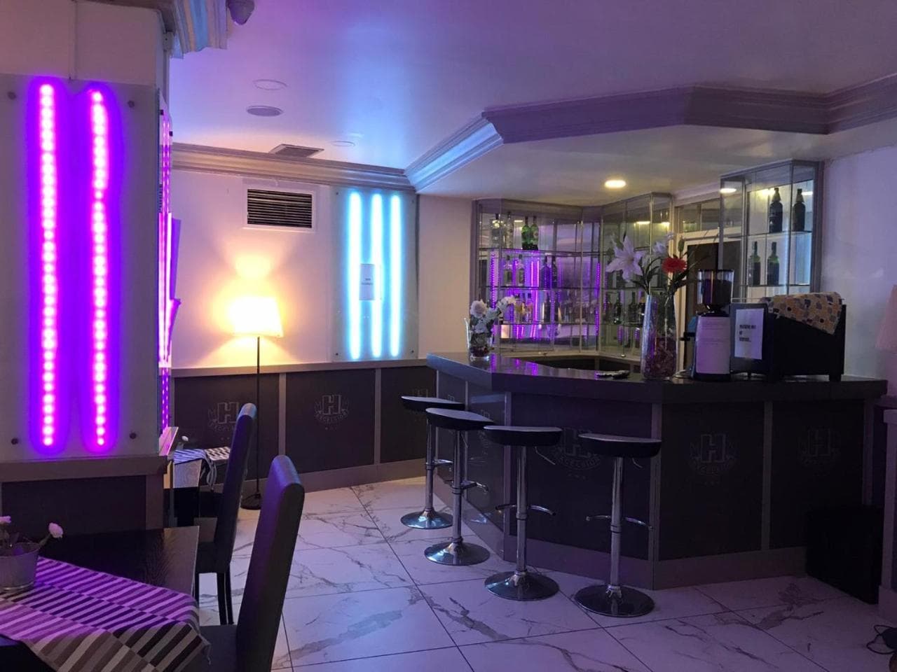 Hotel Excelsior — 19