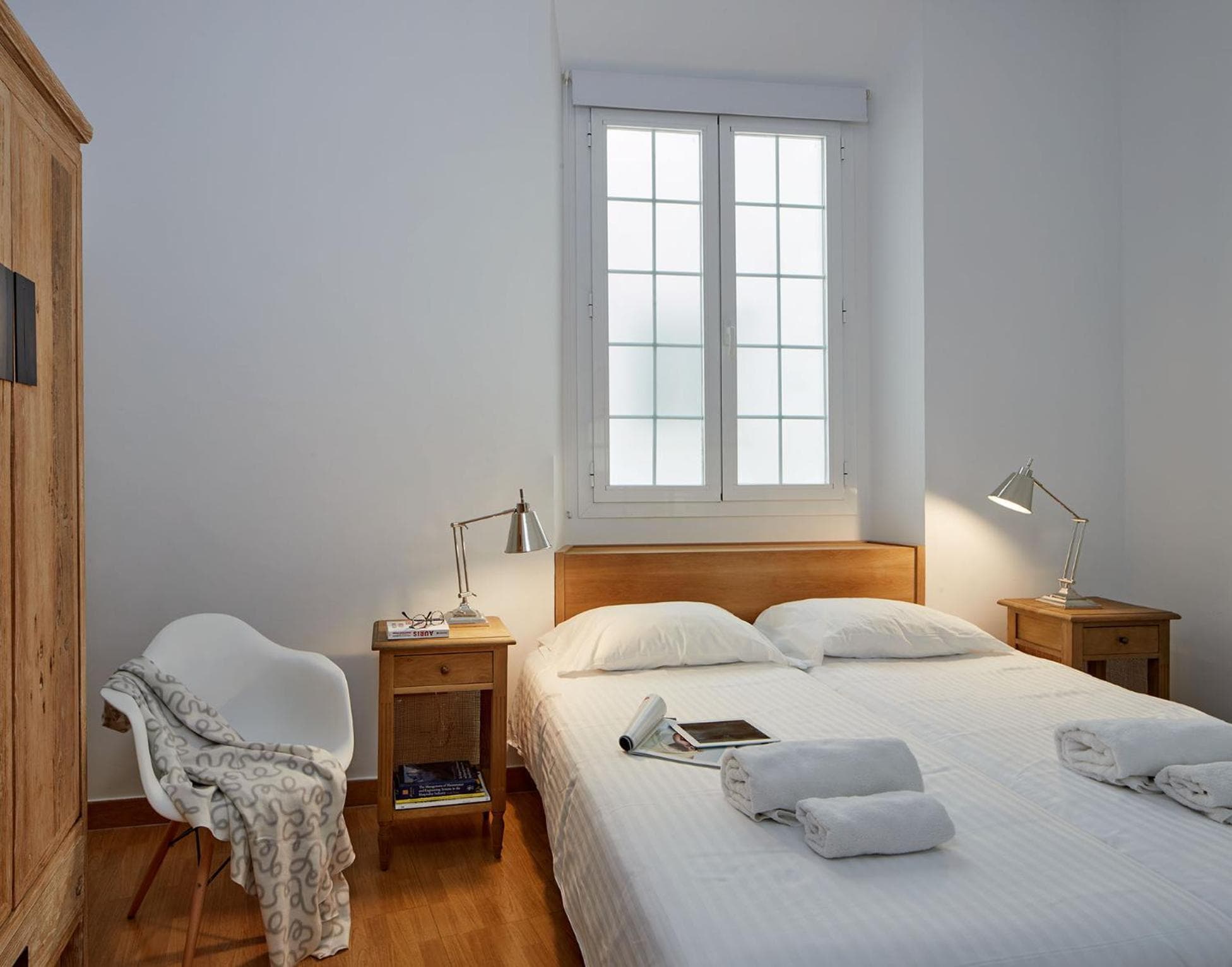 Lodgingmalaga Plaza Constitucion — 10