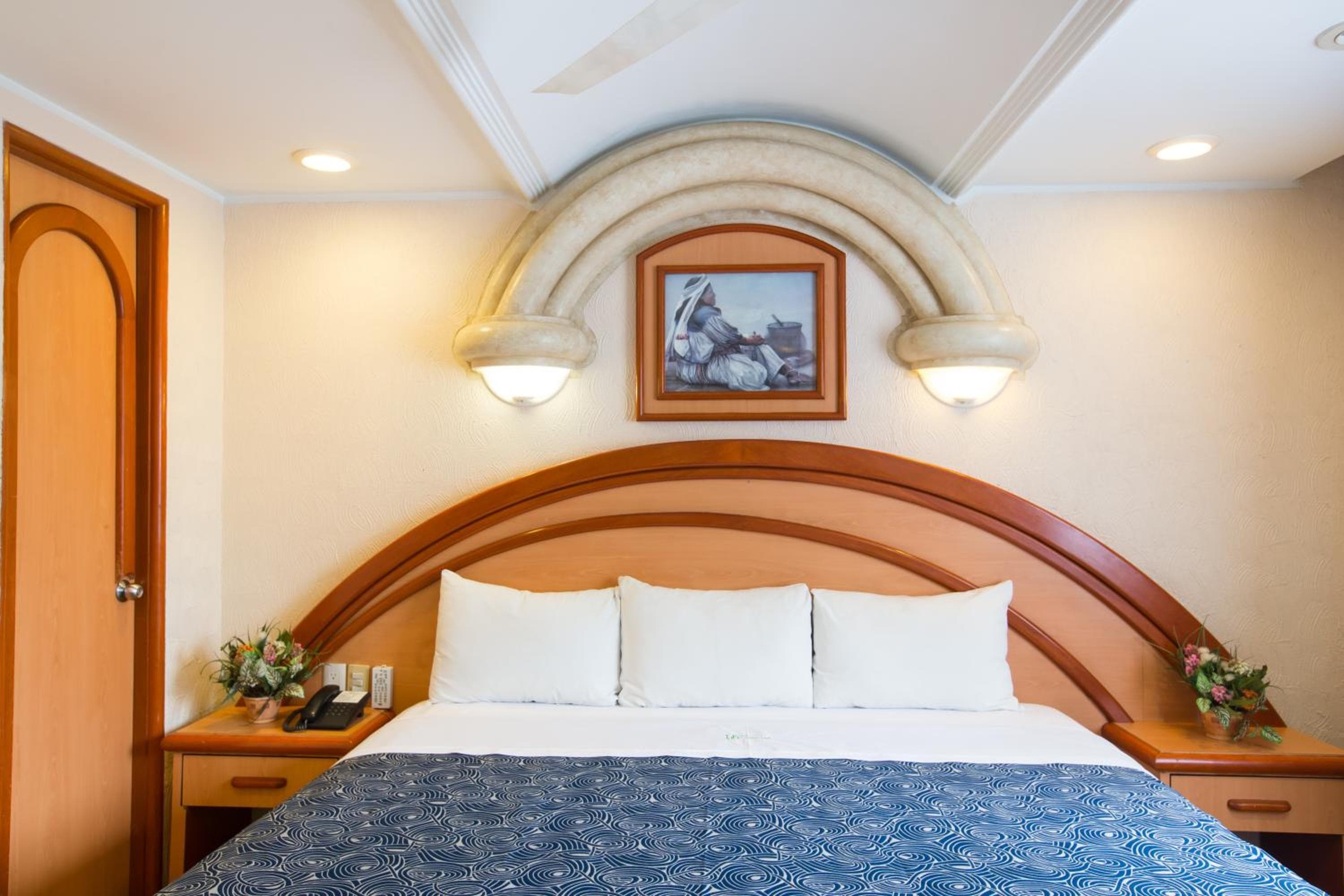Hotel Diligencias — 19
