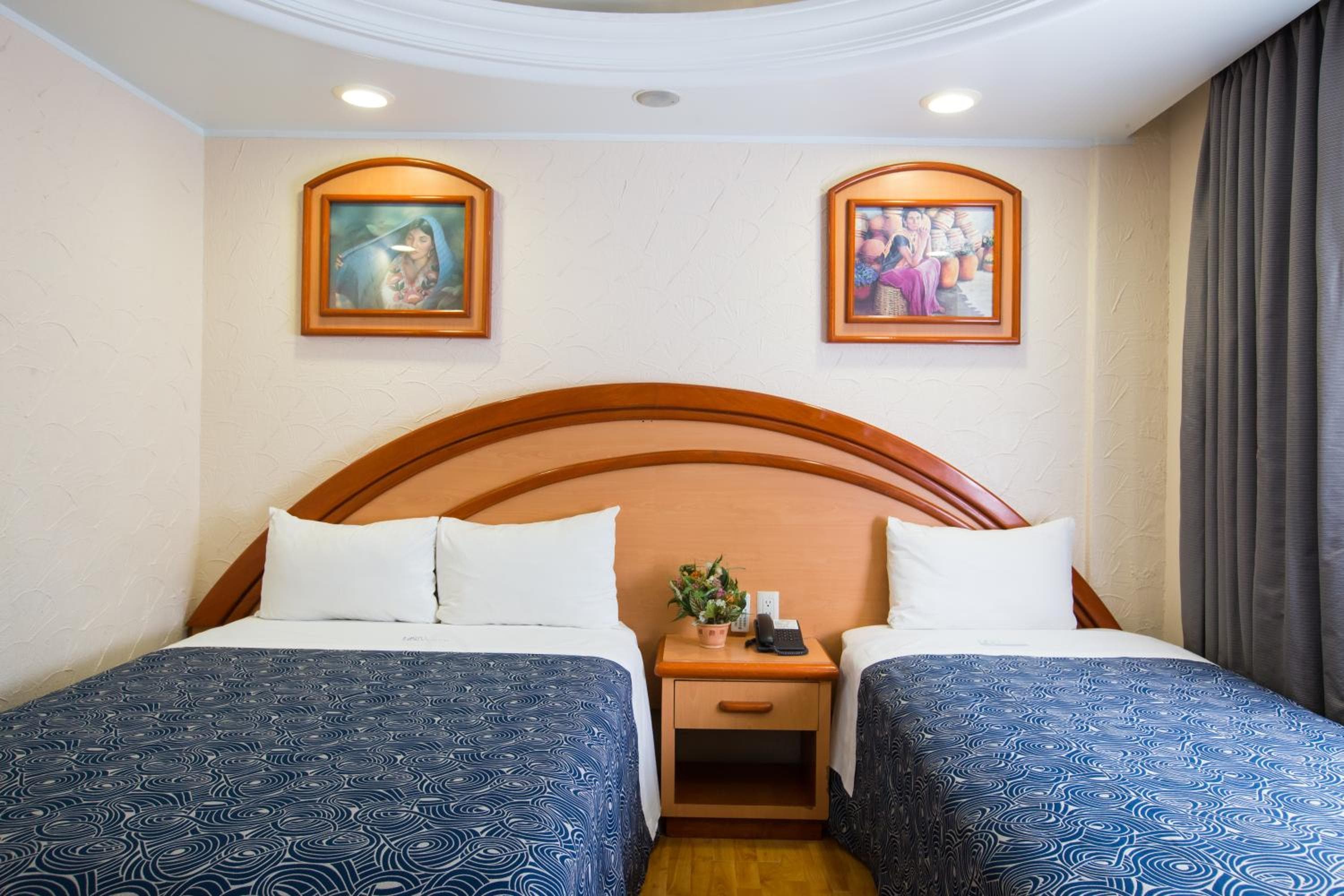 Hotel Diligencias — 16