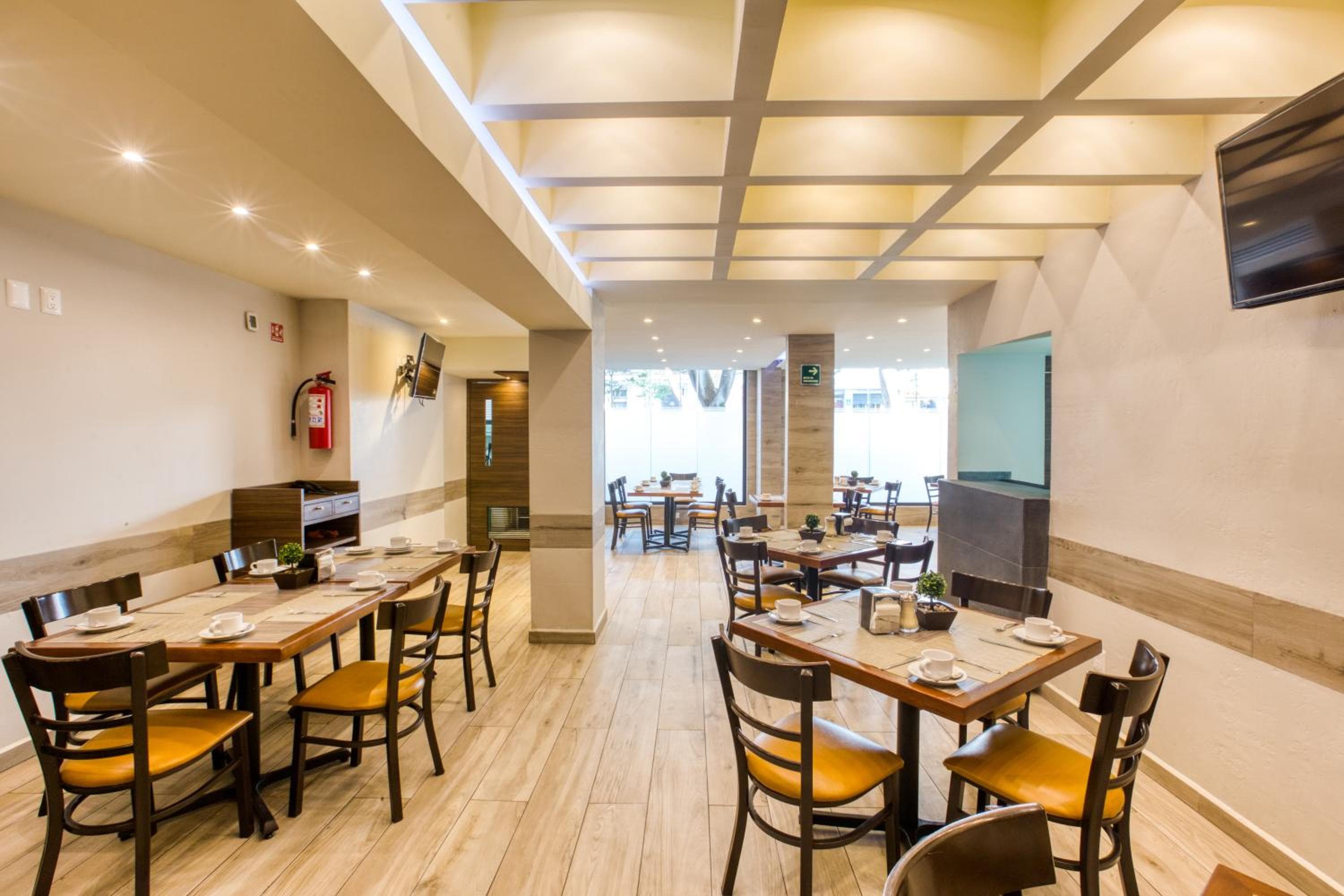 Hotel Diligencias — 15