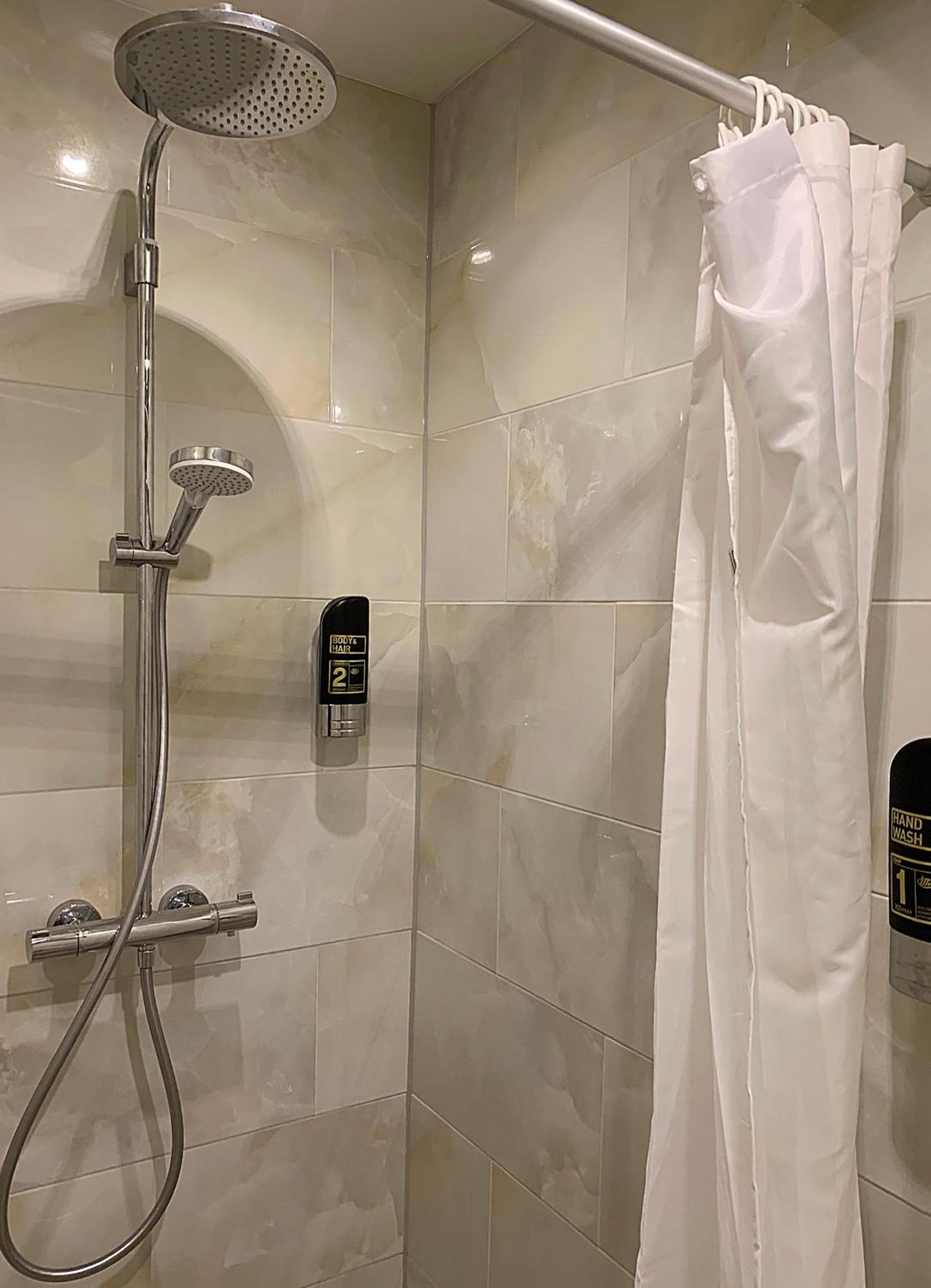 Hotel Damrak Inn — 26