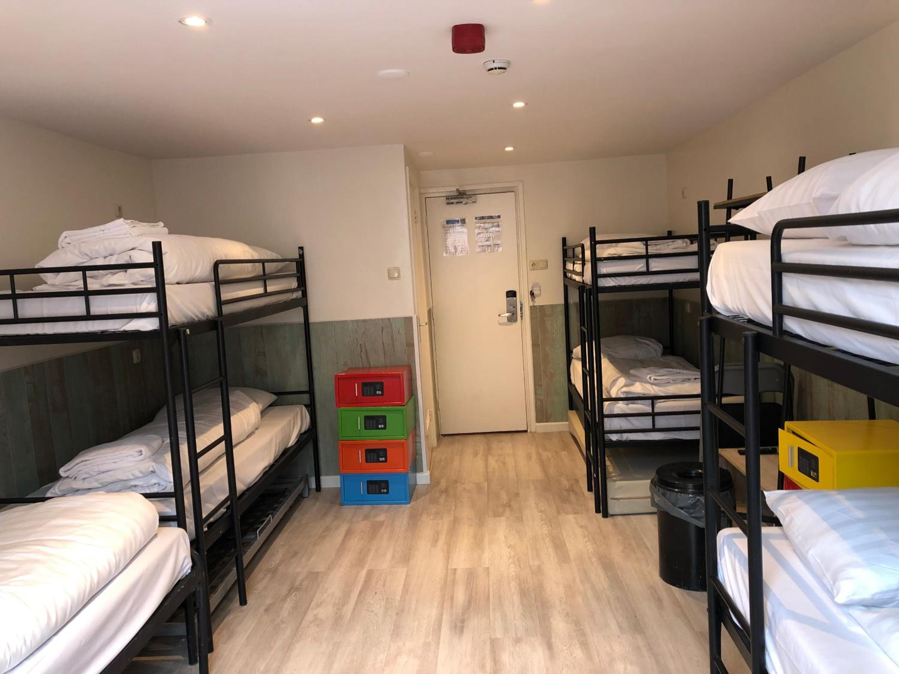Hotel Damrak Inn — 21