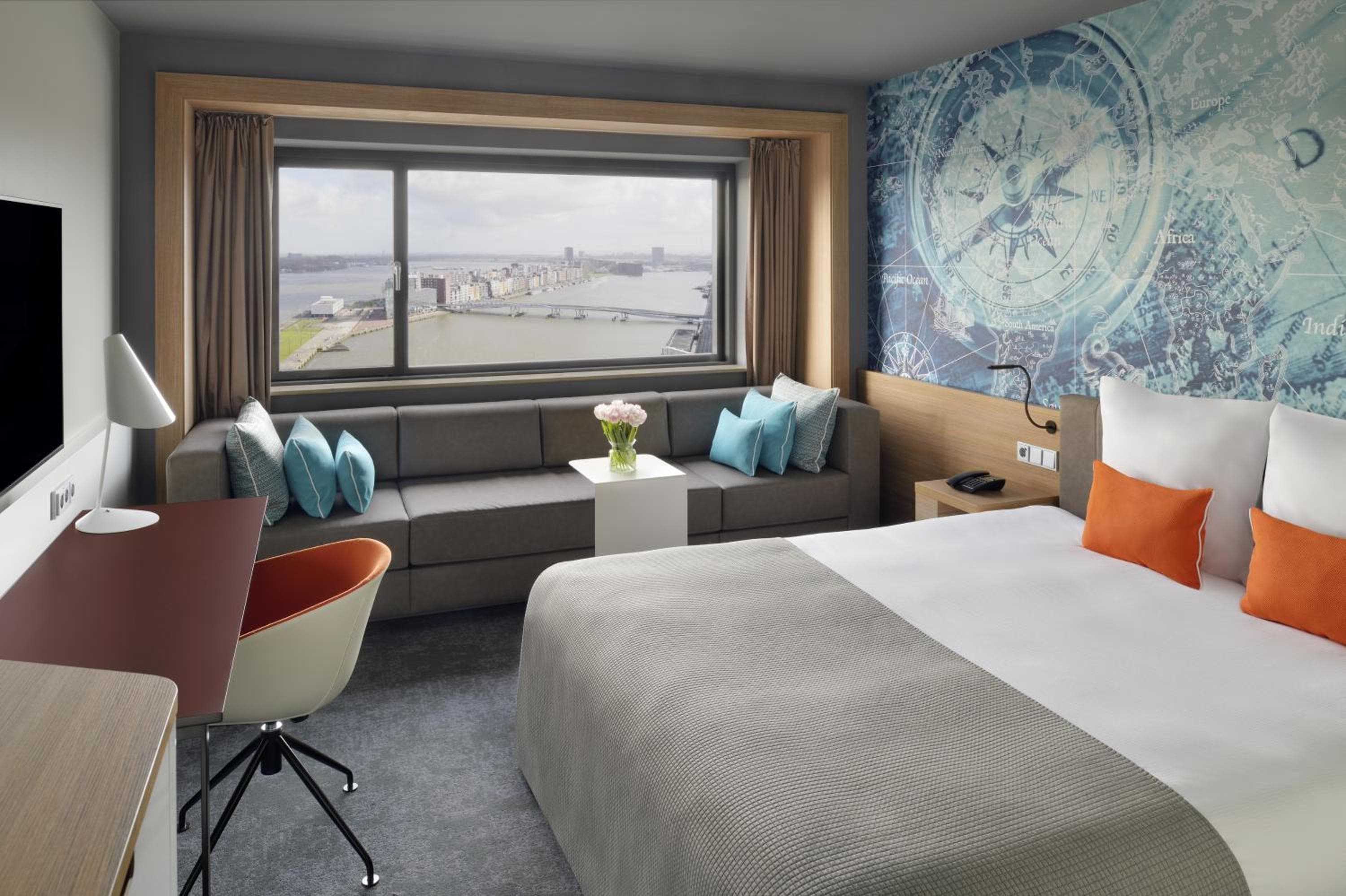 Mövenpick Hotel Amsterdam City Centre — 29