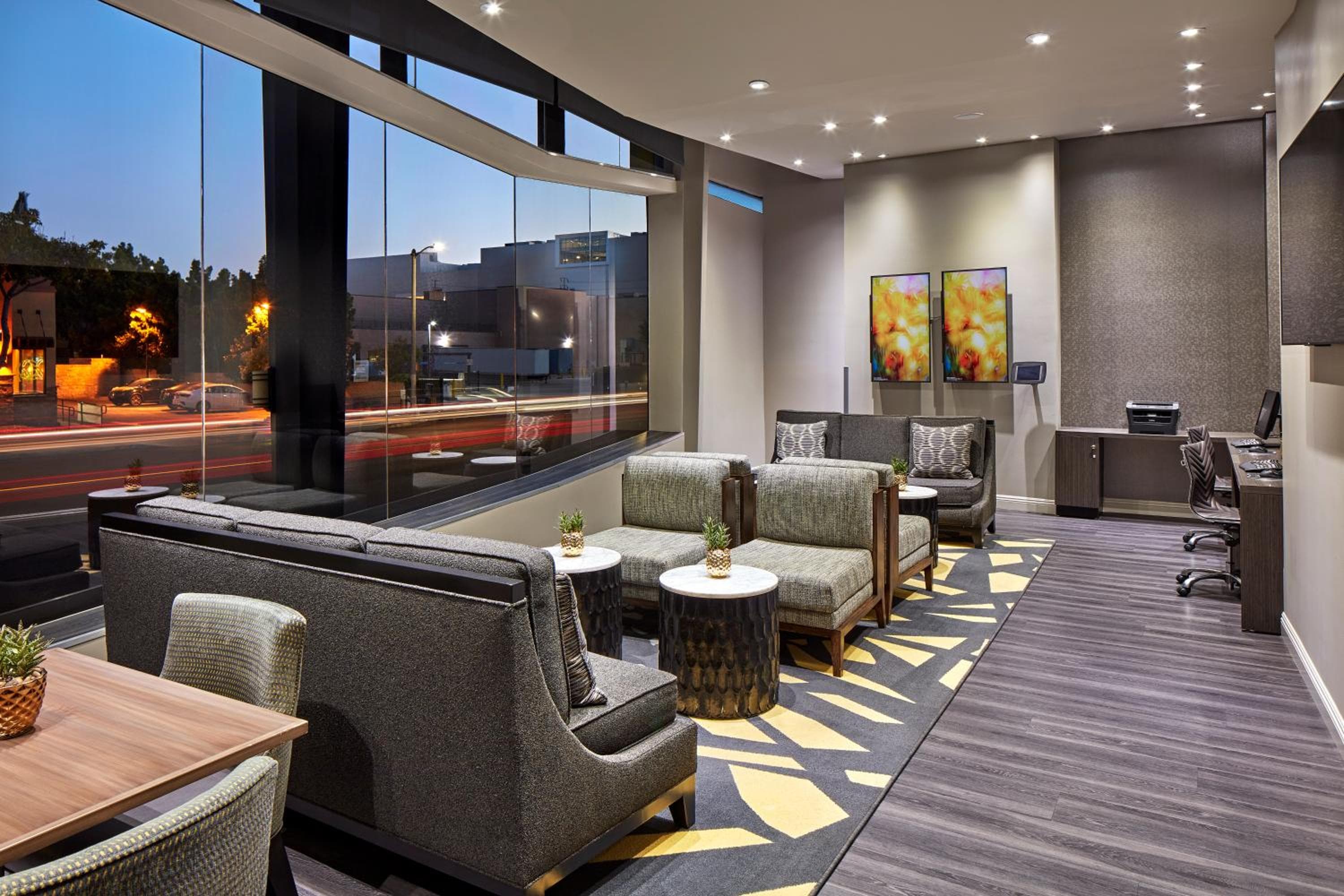 Hotel Elan — 16