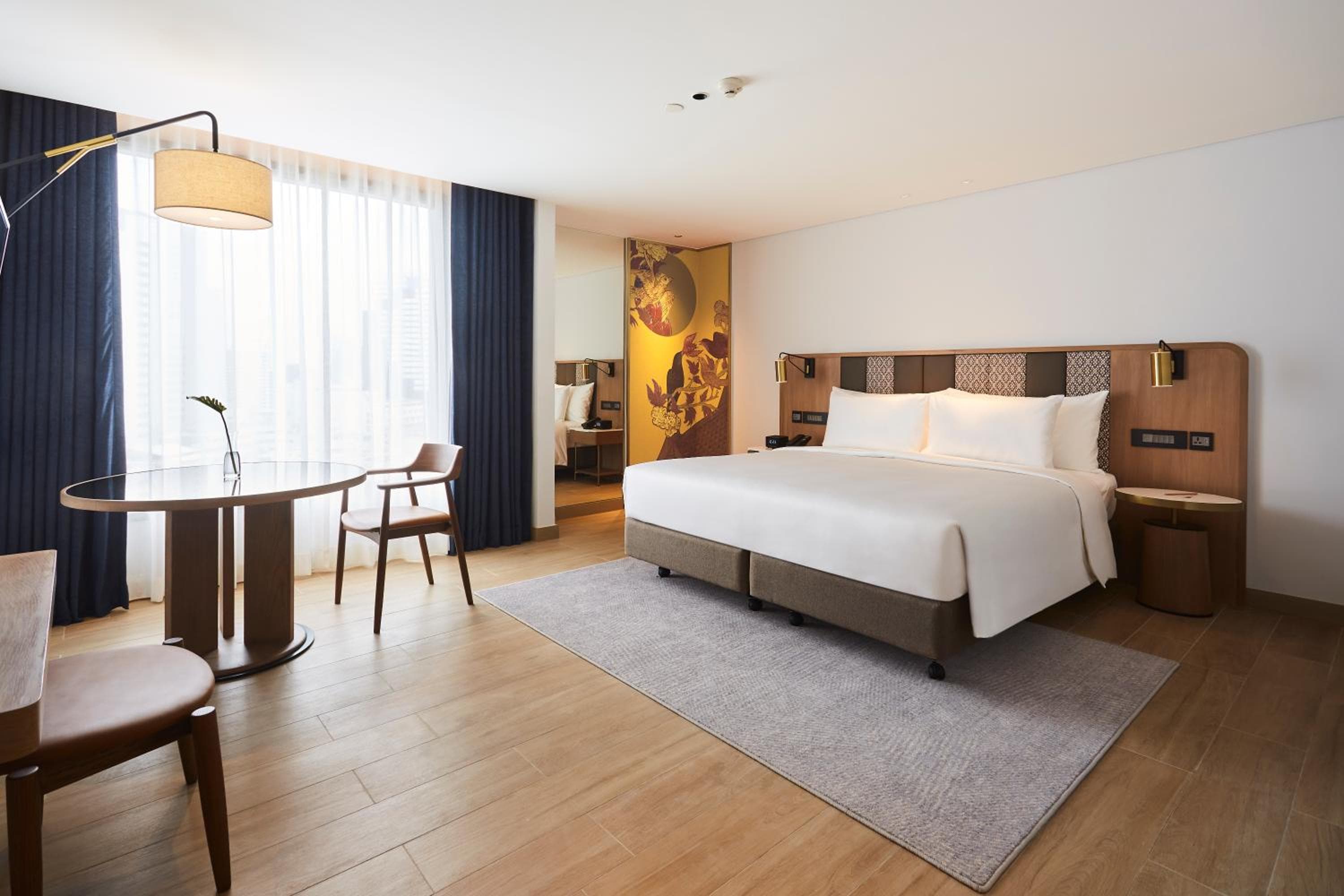 Montien Hotel Surawong Bangkok — 24