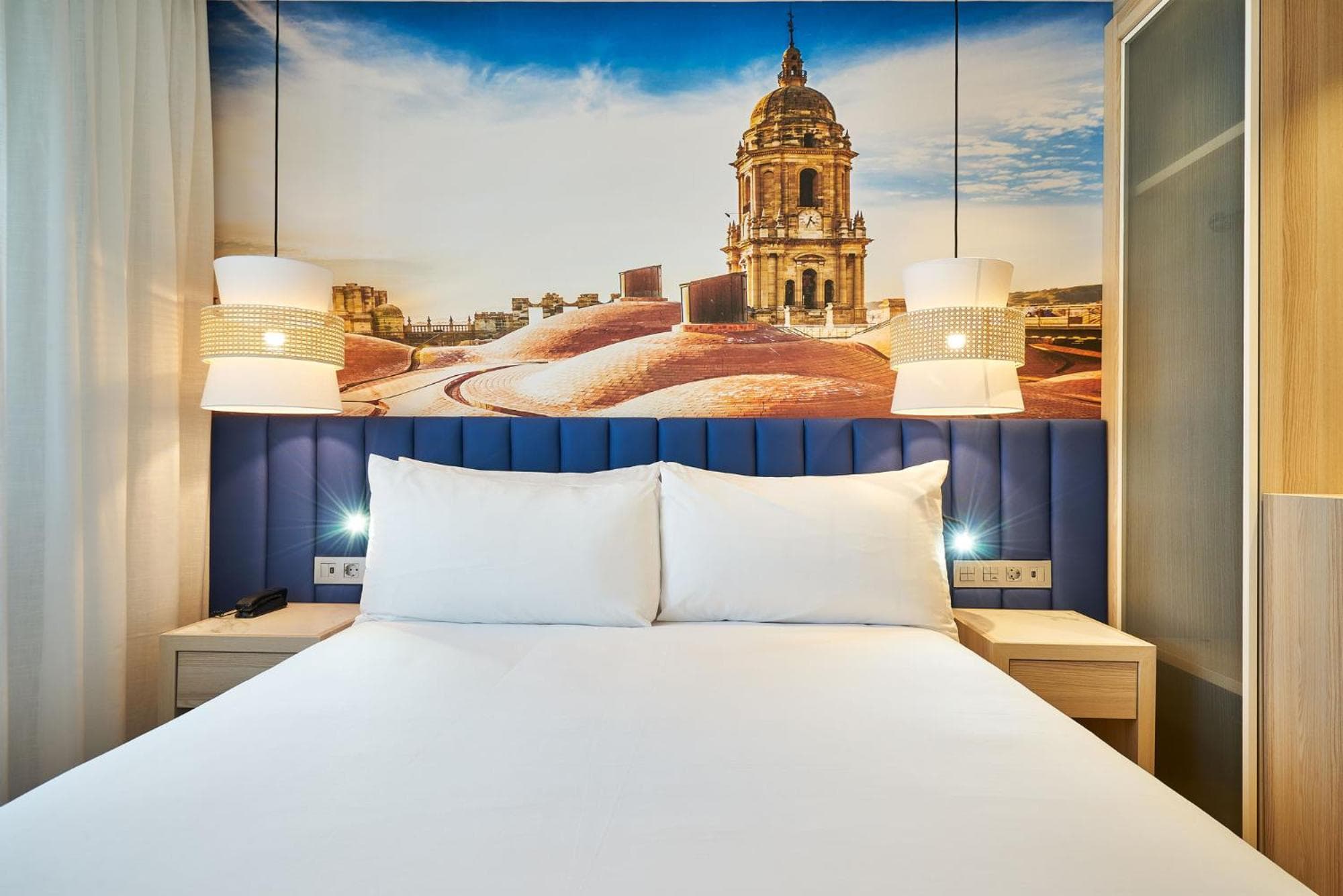 Eurostars Astoria — 2