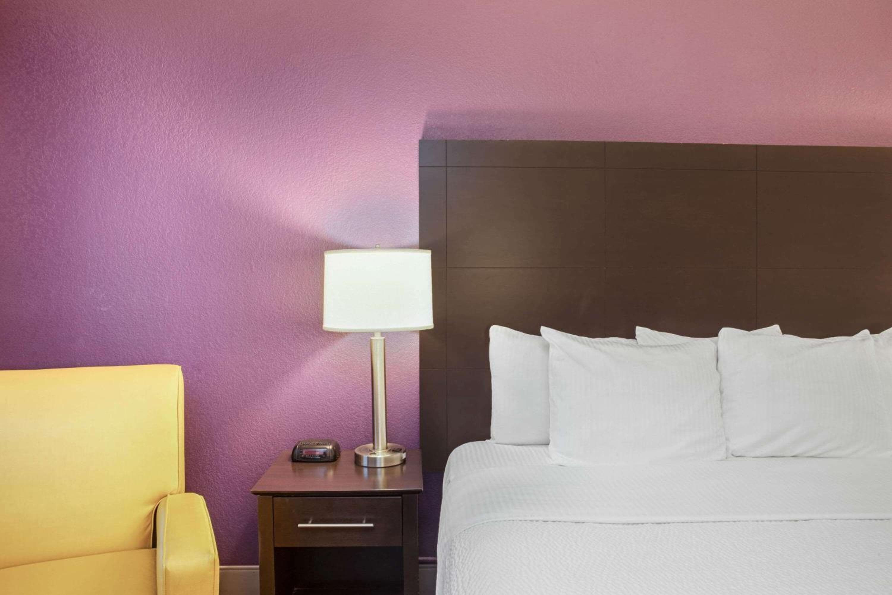 La Quinta Inn by Wyndham Miami Airport North — 21