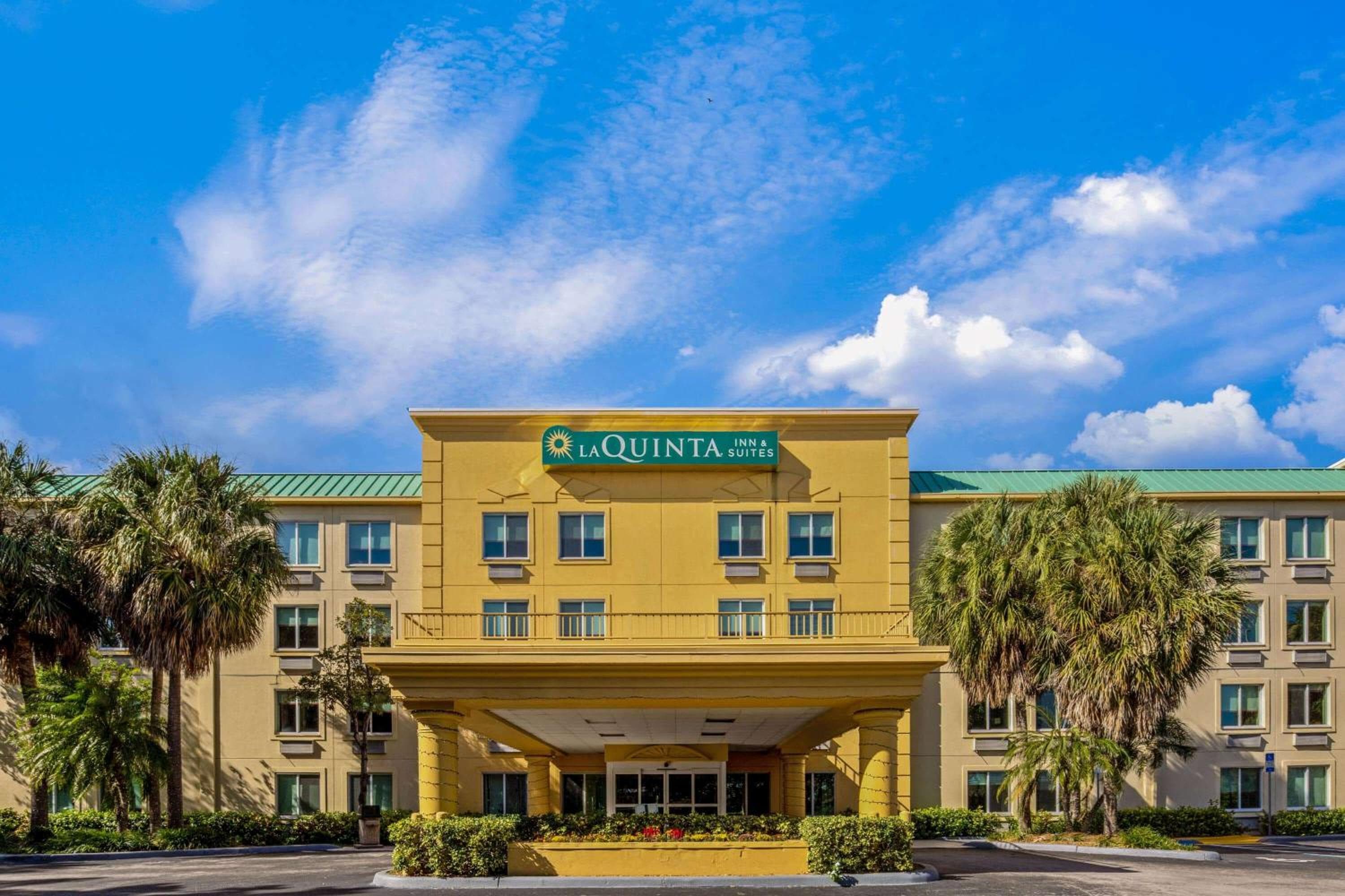 La Quinta by Wyndham Miami Cutler Bay — 1