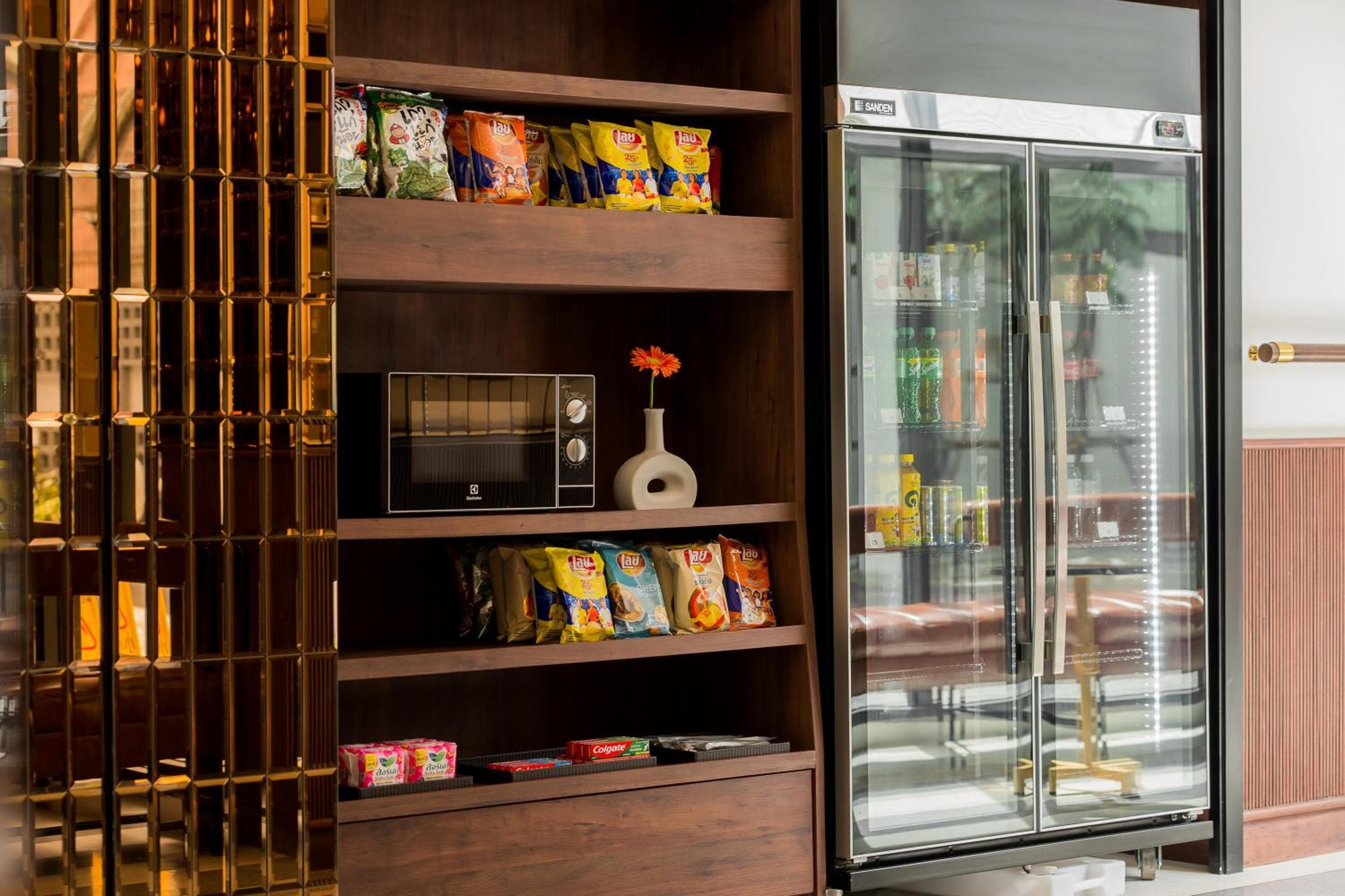 Hotel Amber Sukhumvit 85 — 23