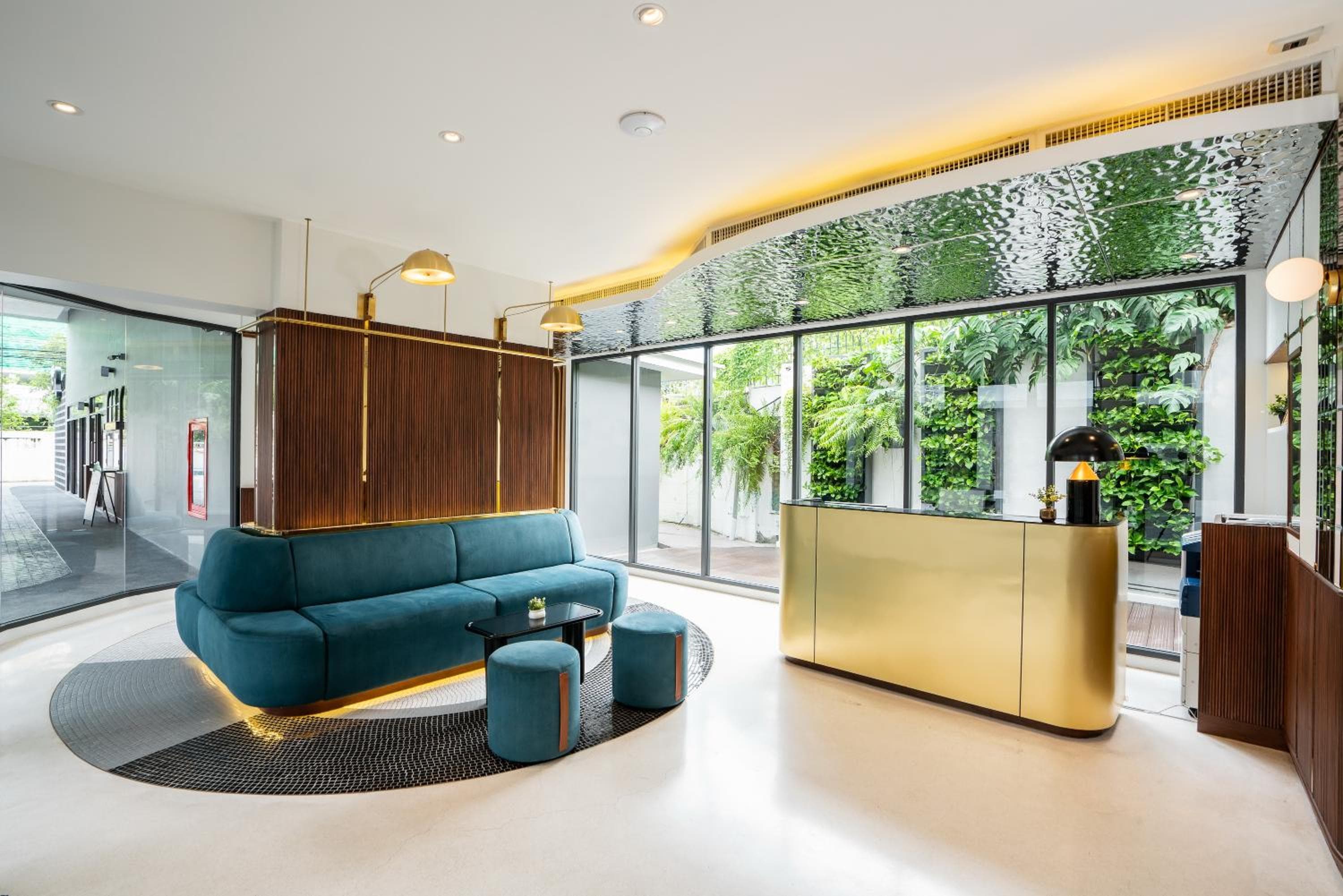 Hotel Amber Sukhumvit 85 — 2
