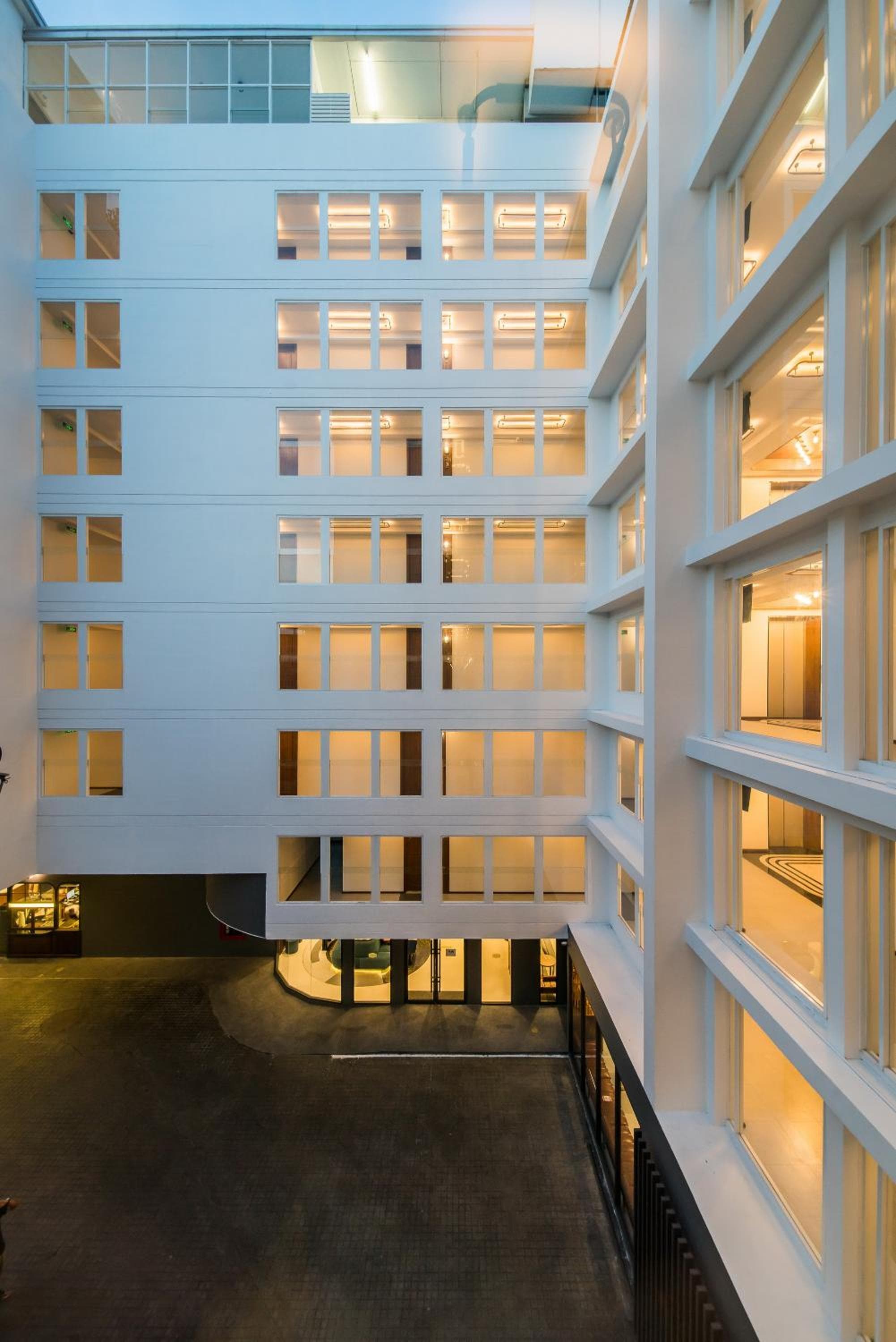 Hotel Amber Sukhumvit 85 — 14