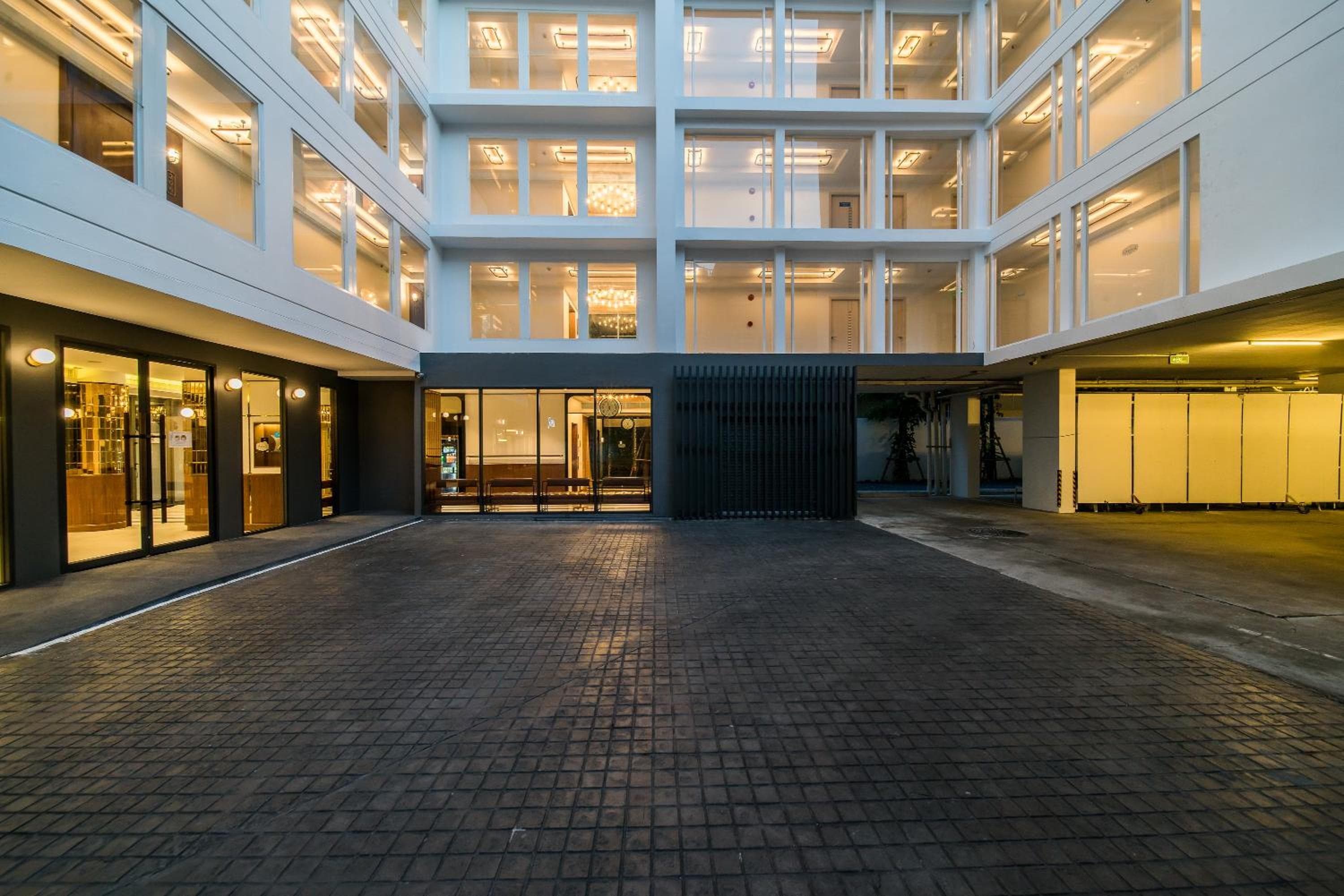 Hotel Amber Sukhumvit 85 — 15