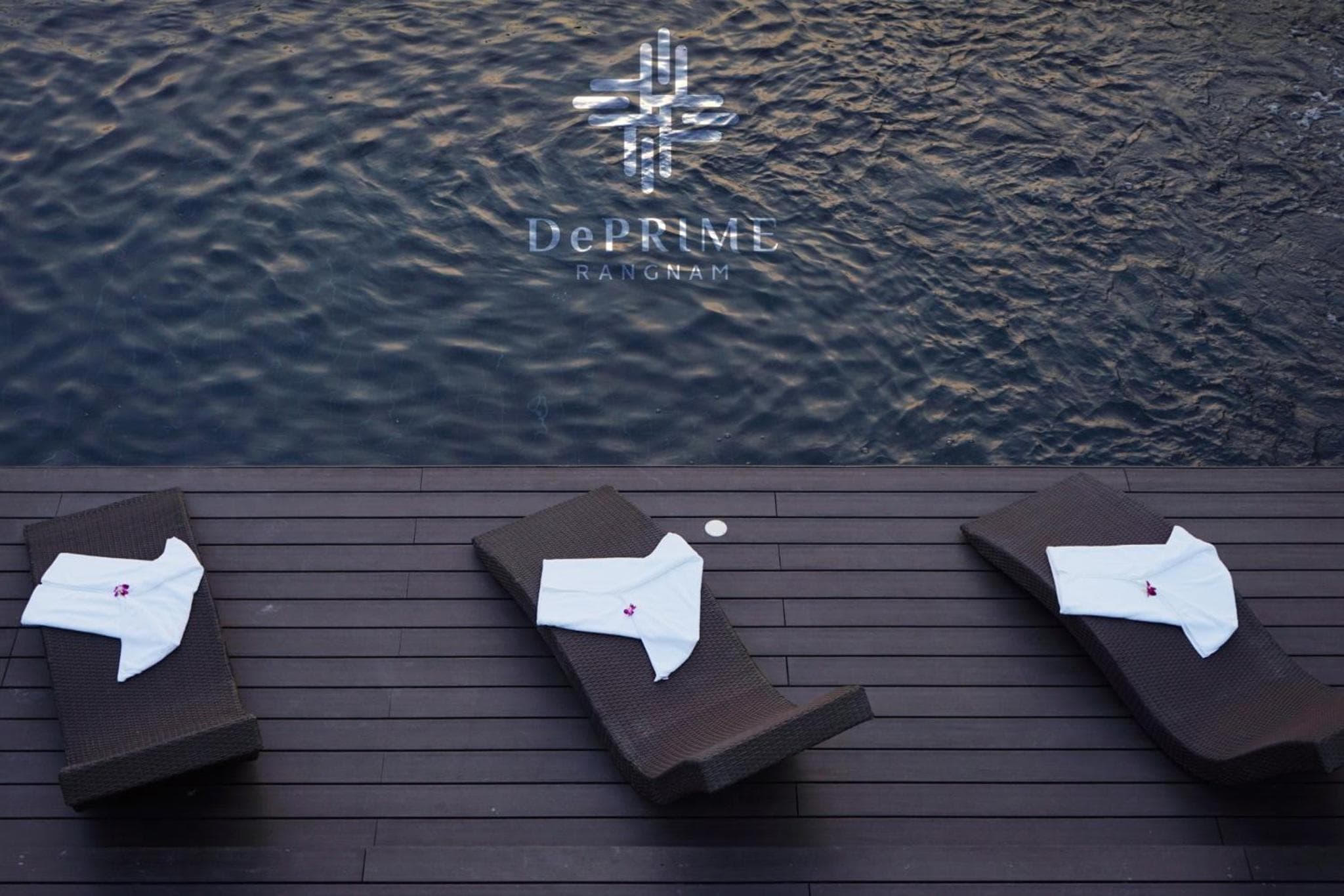 De Prime Rangnam Hotel — 12