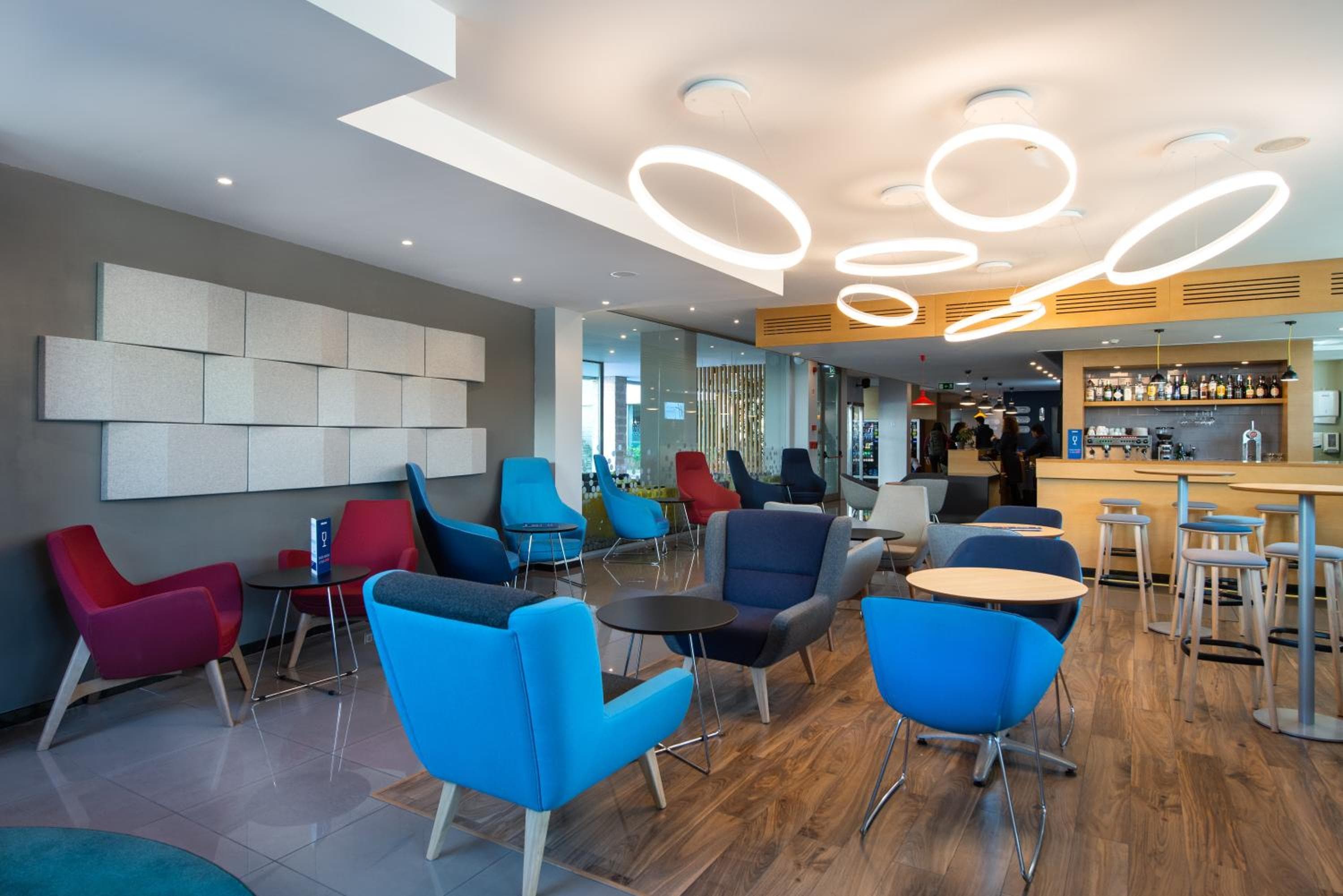 Holiday Inn Express Aeropuerto de Lisboa, un hotel IHG — 7