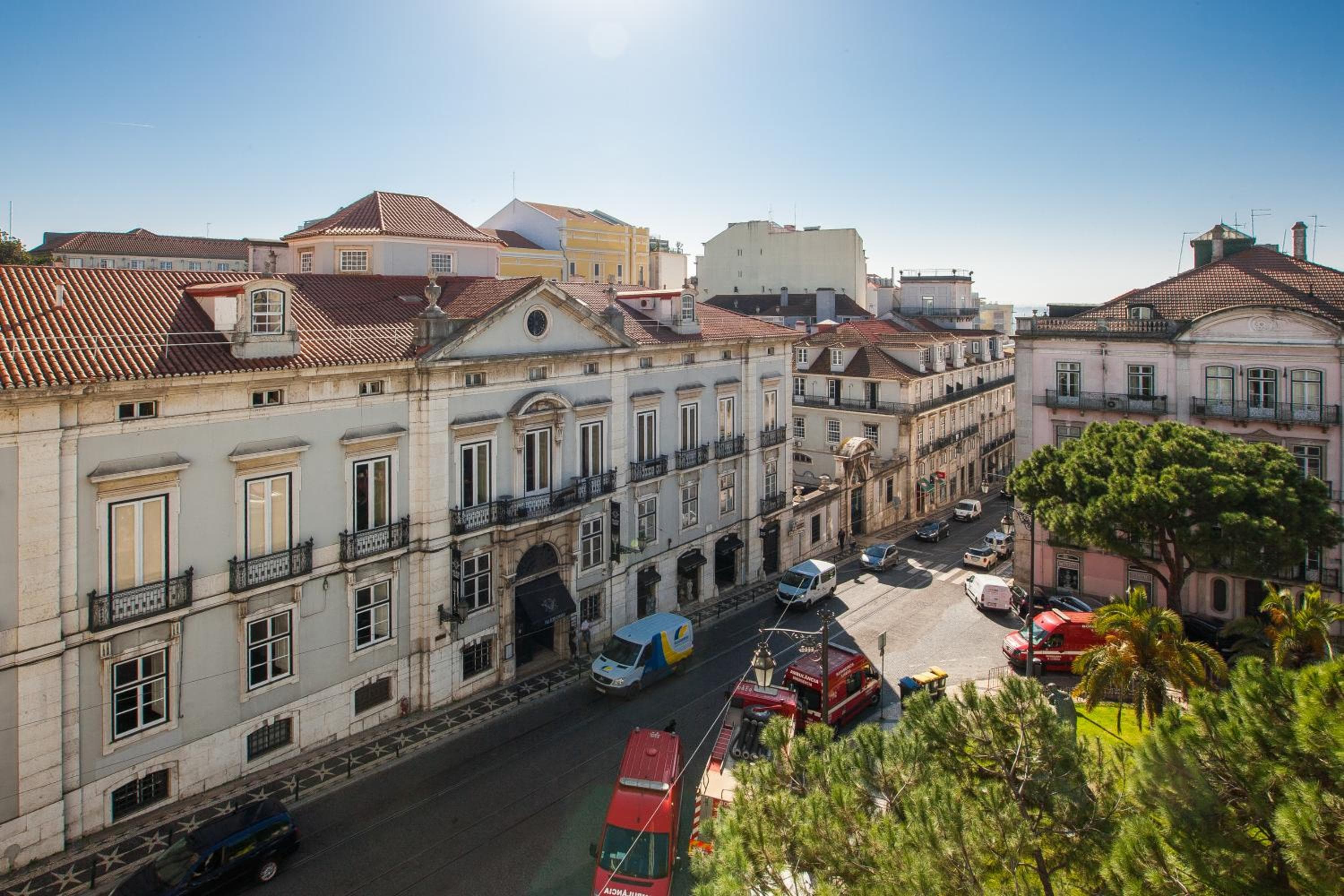Bairro Alto Hotel — 5