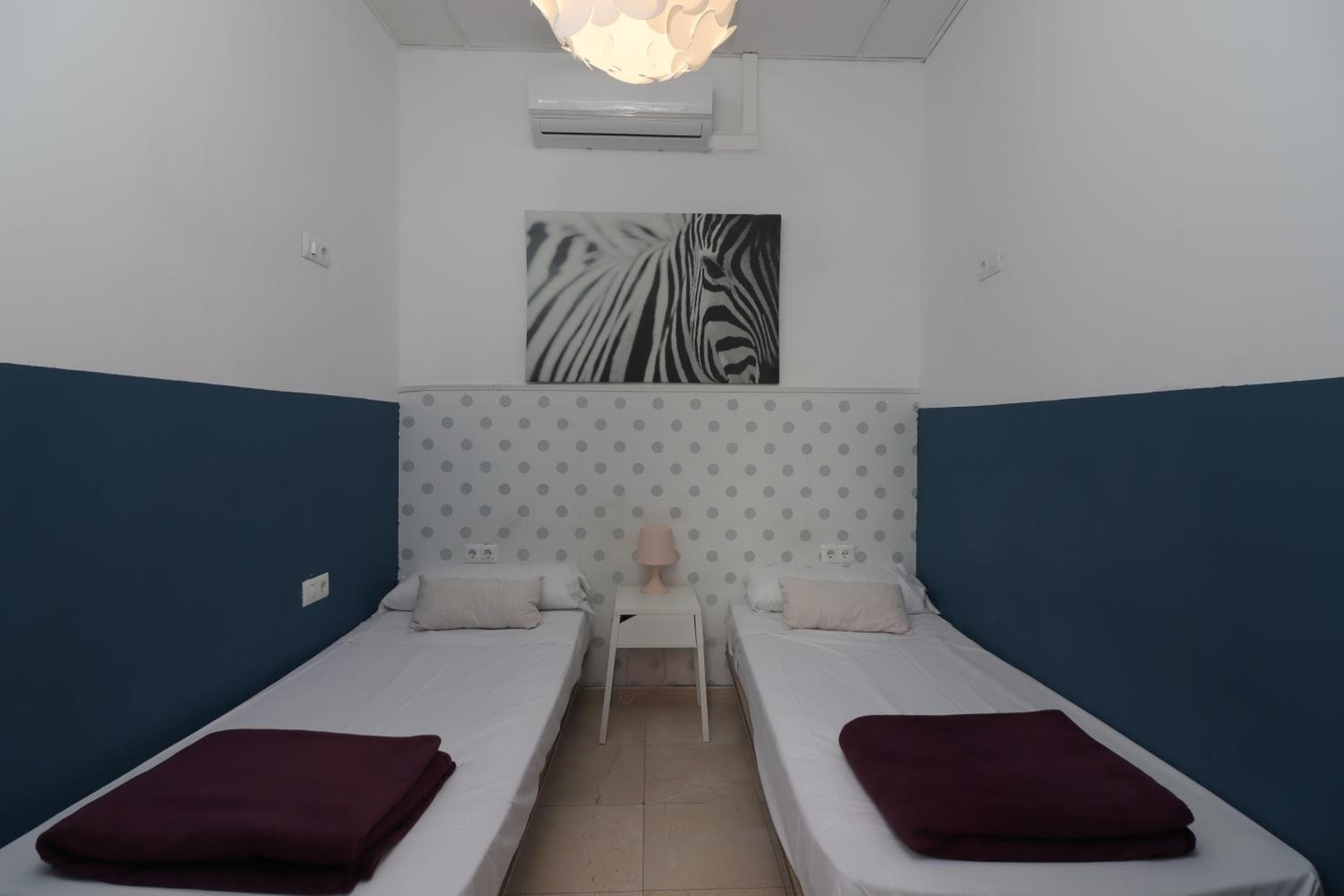 Feel Hostels City Center — 6