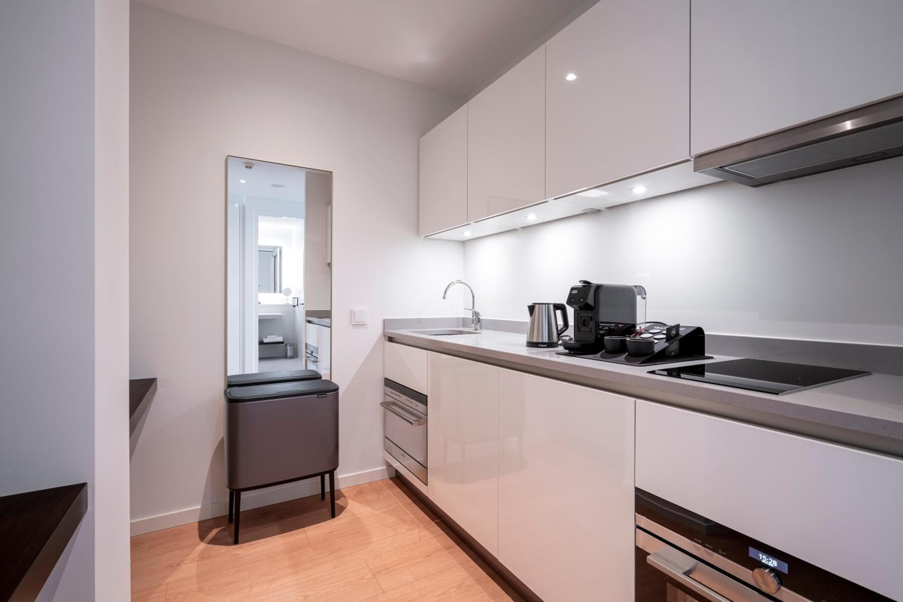 PREMIER SUITES Amsterdam — 20