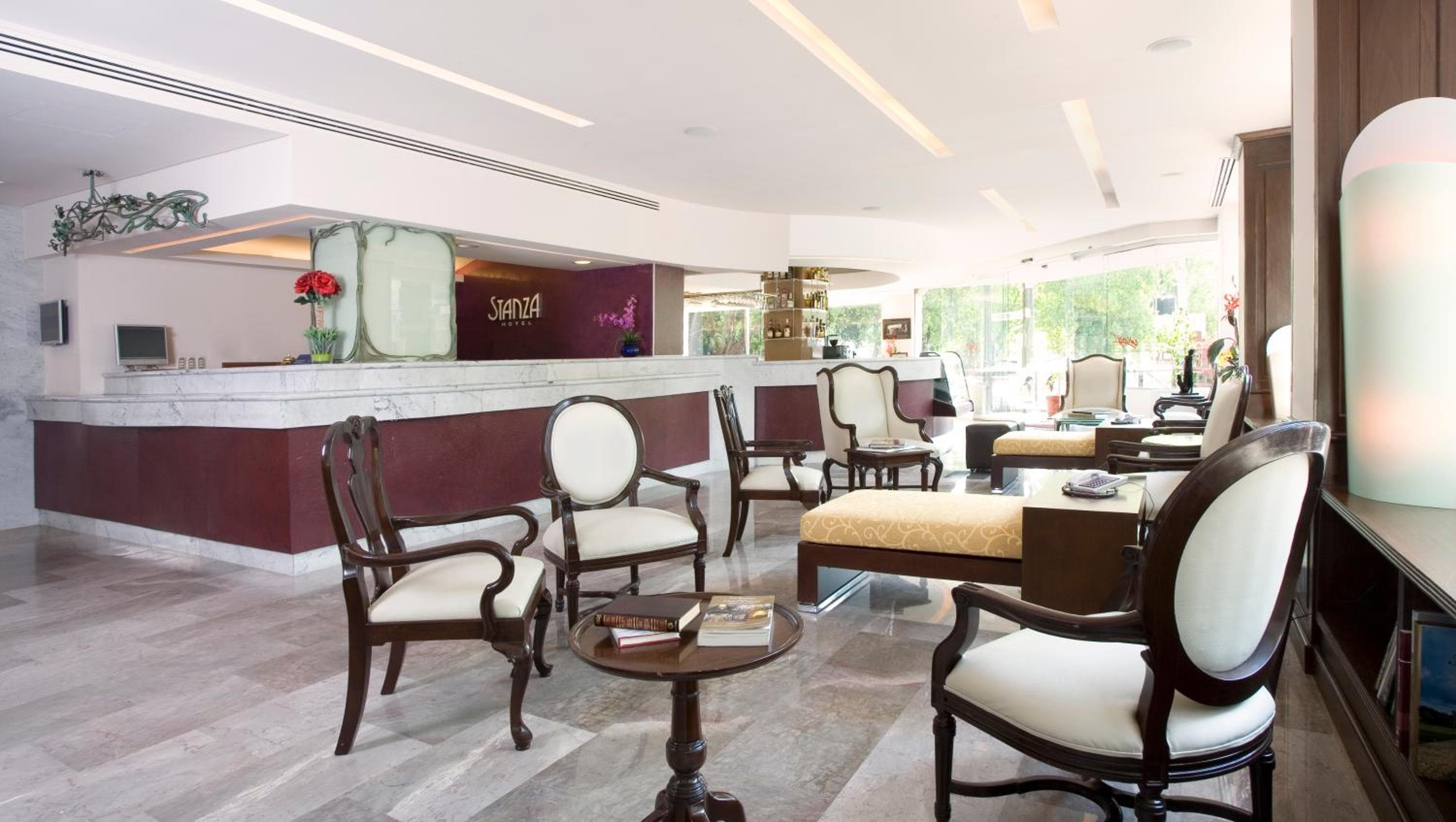 Stanza Hotel — 21