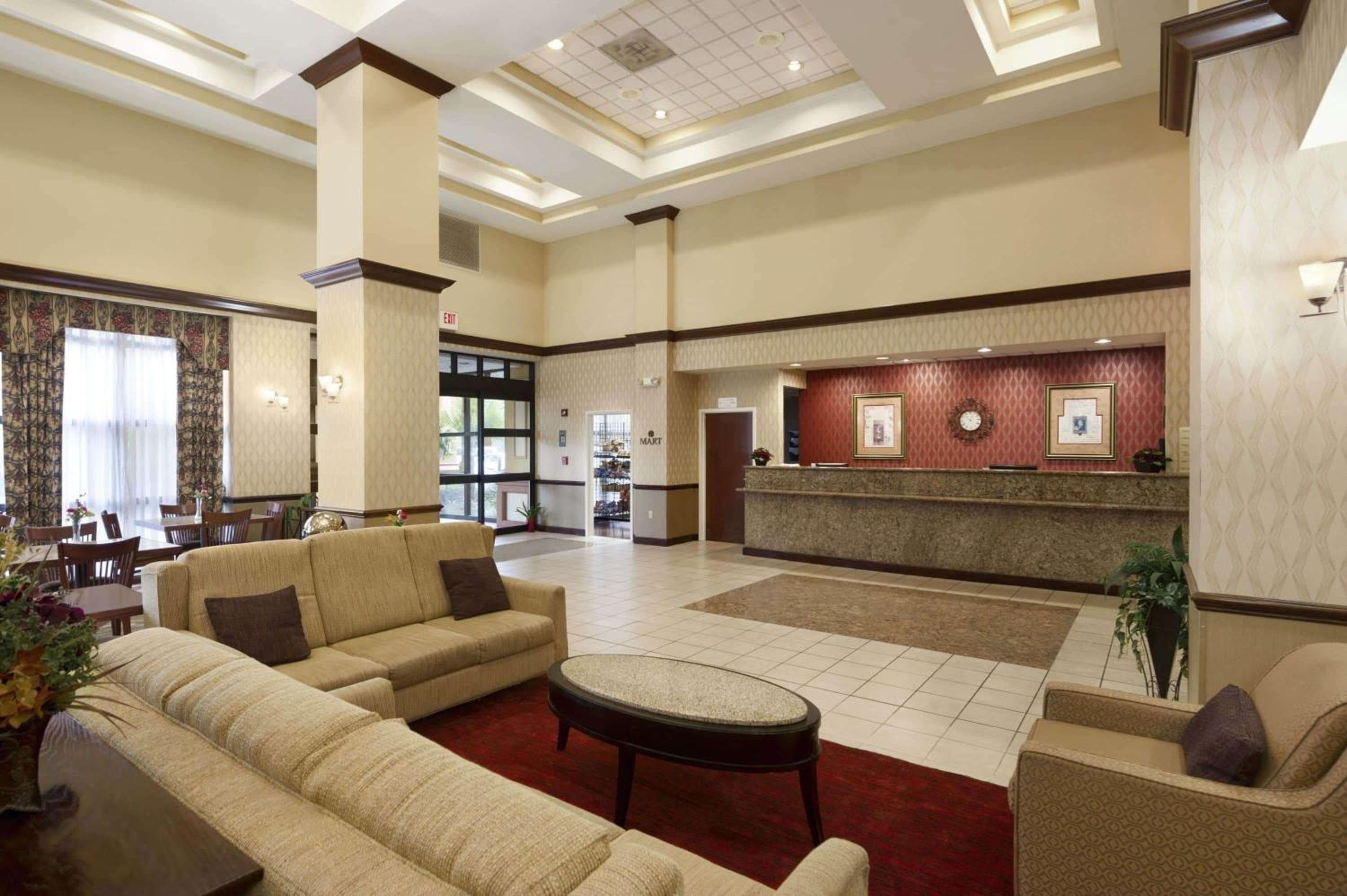 Ramada by Wyndham Suites Orlando Airport- Free Airport Shuttle — 2