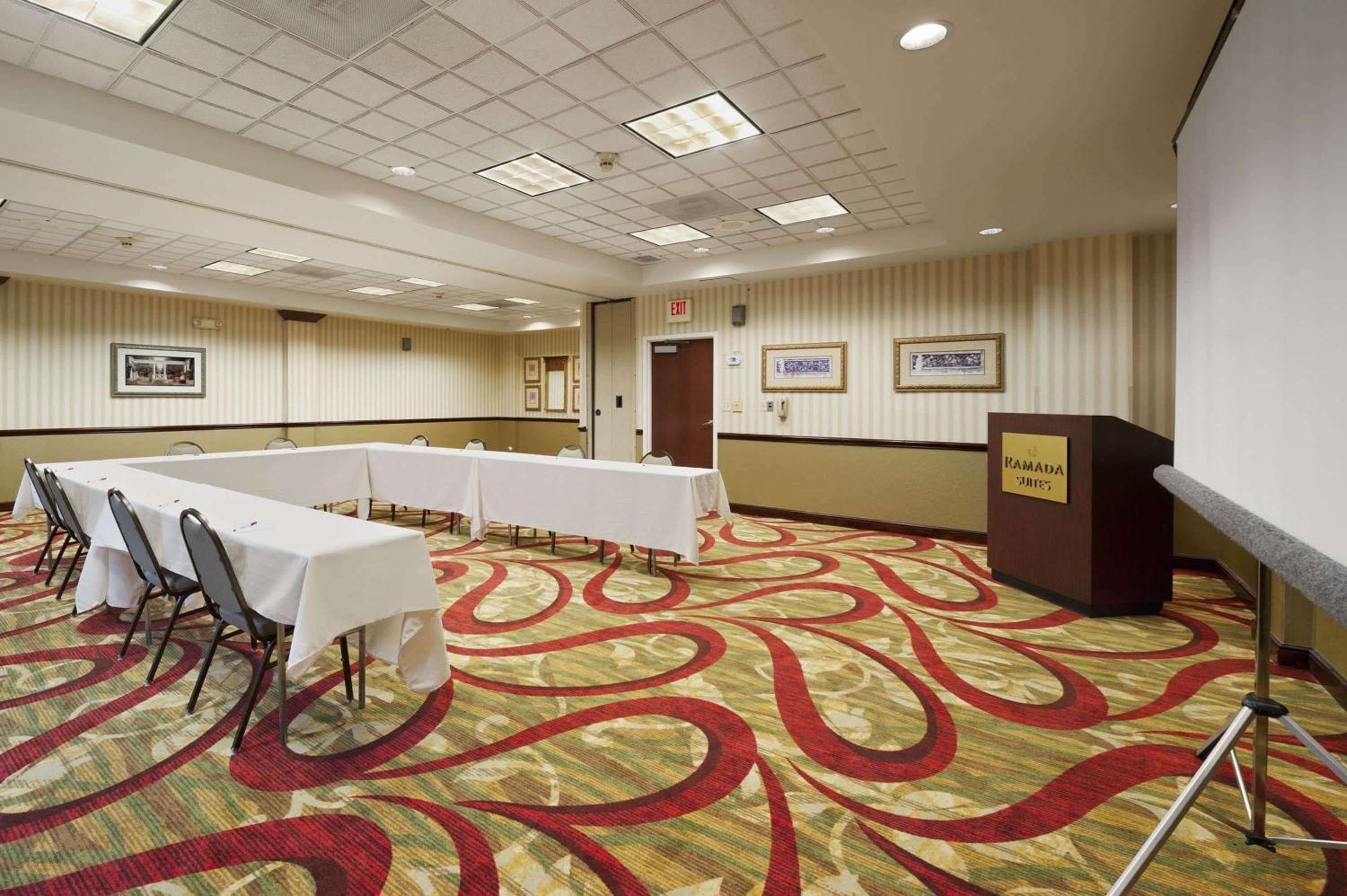 Ramada by Wyndham Suites Orlando Airport- Free Airport Shuttle — 18