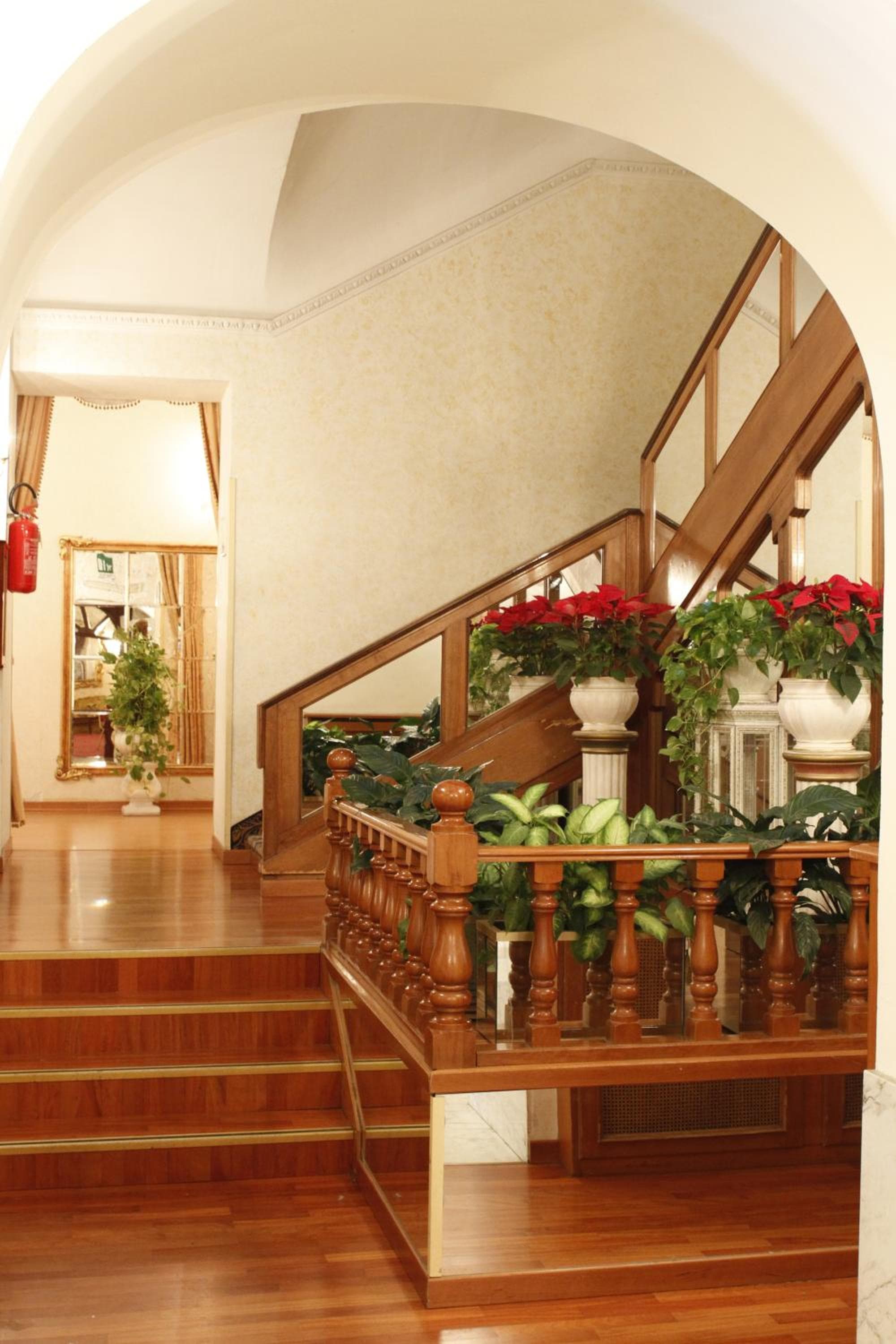 Hotel Pace Helvezia — 2