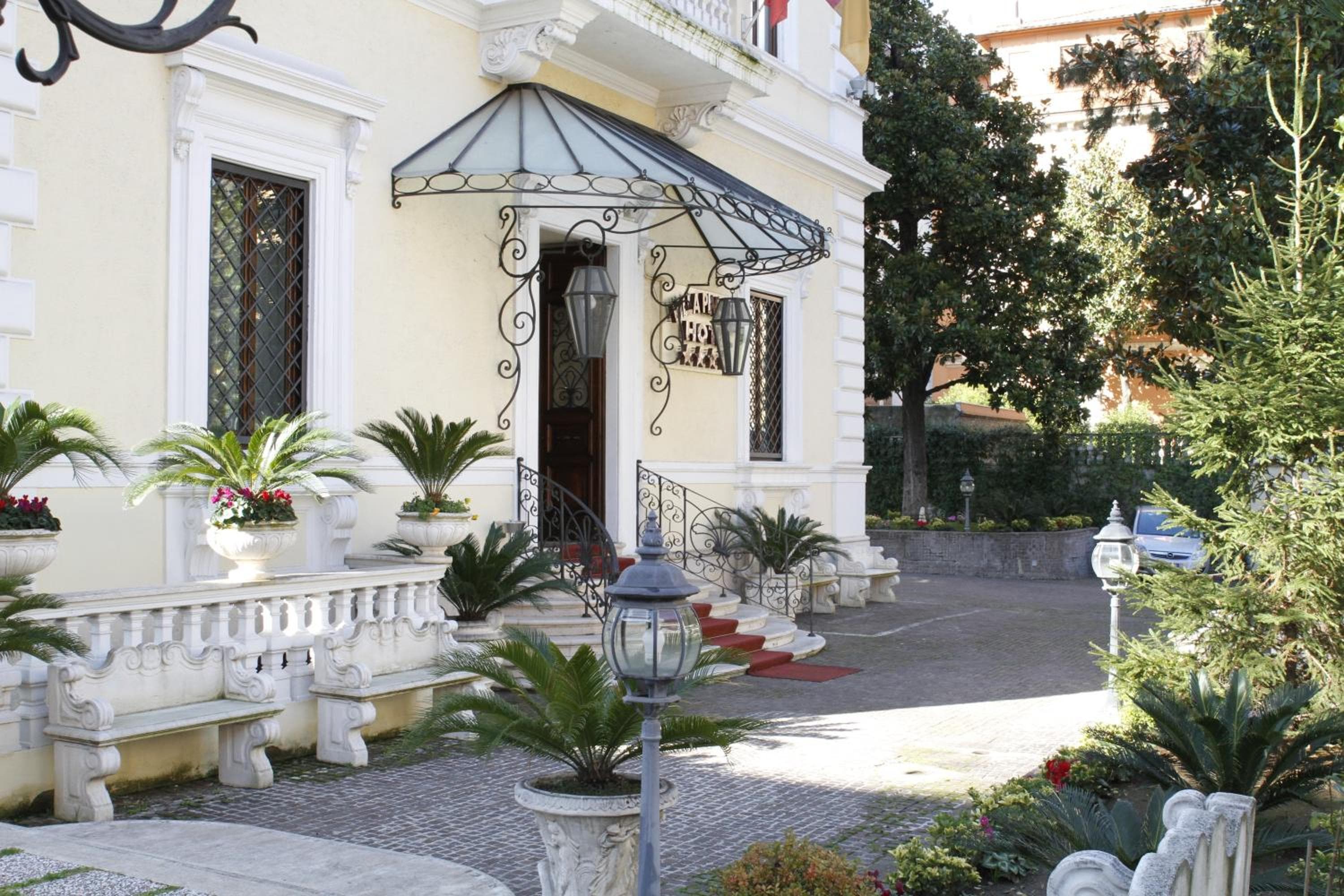 Hotel Villa Pinciana — 14
