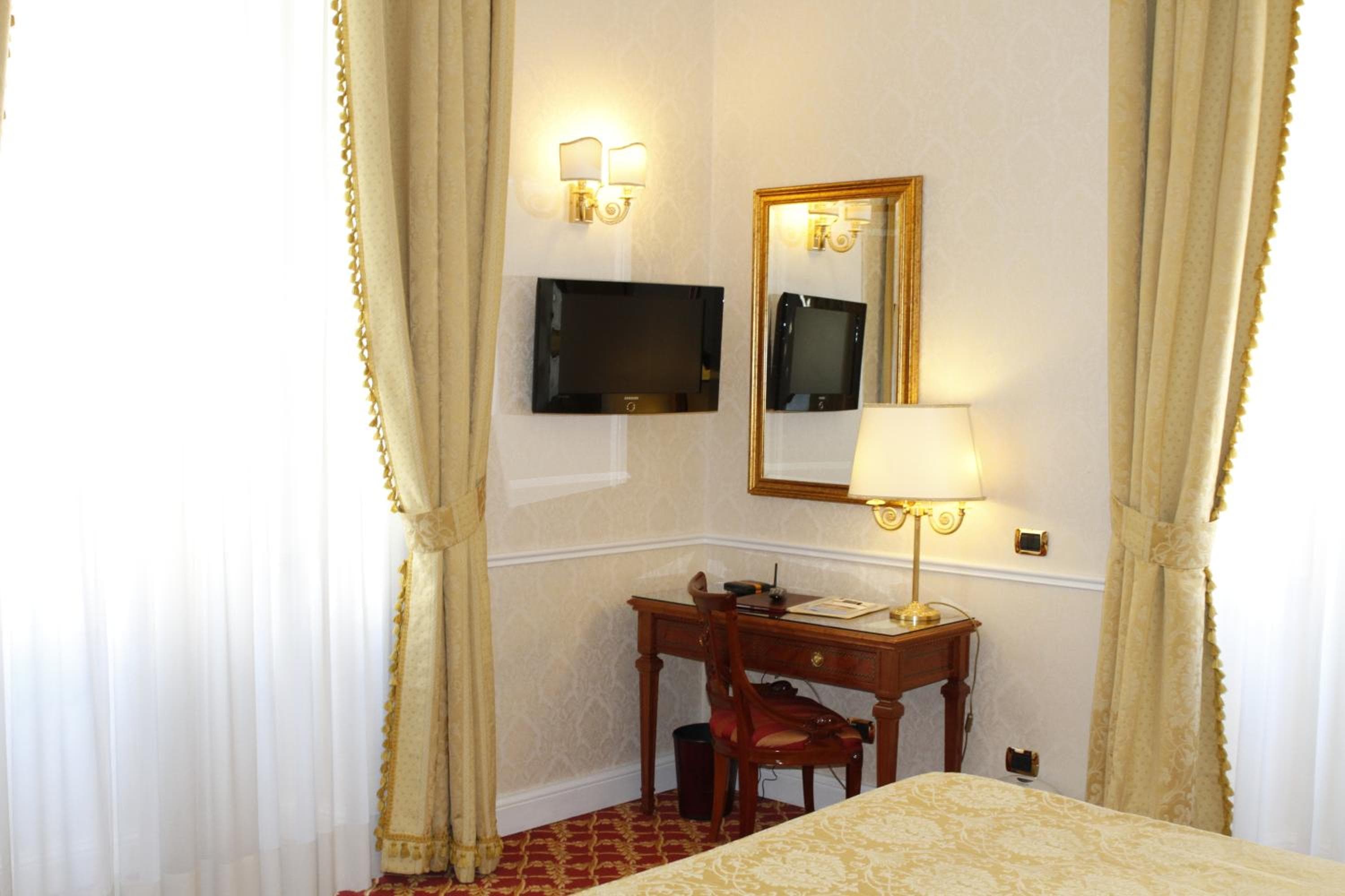 Hotel Villa Pinciana — 23
