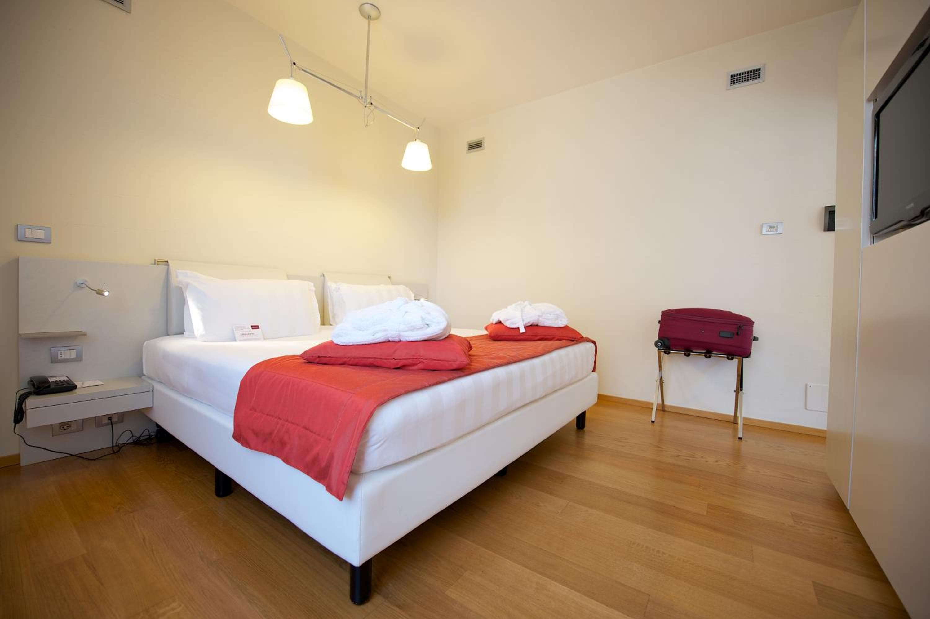 Hotel Mercure Milano Solari — 22