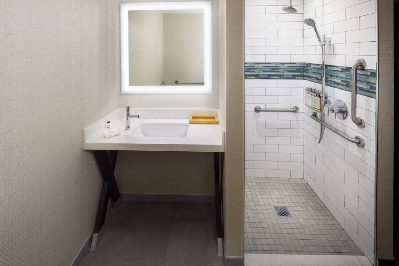 EVEN Hotel New York - Times Square South, ein IHG Hotel — 2