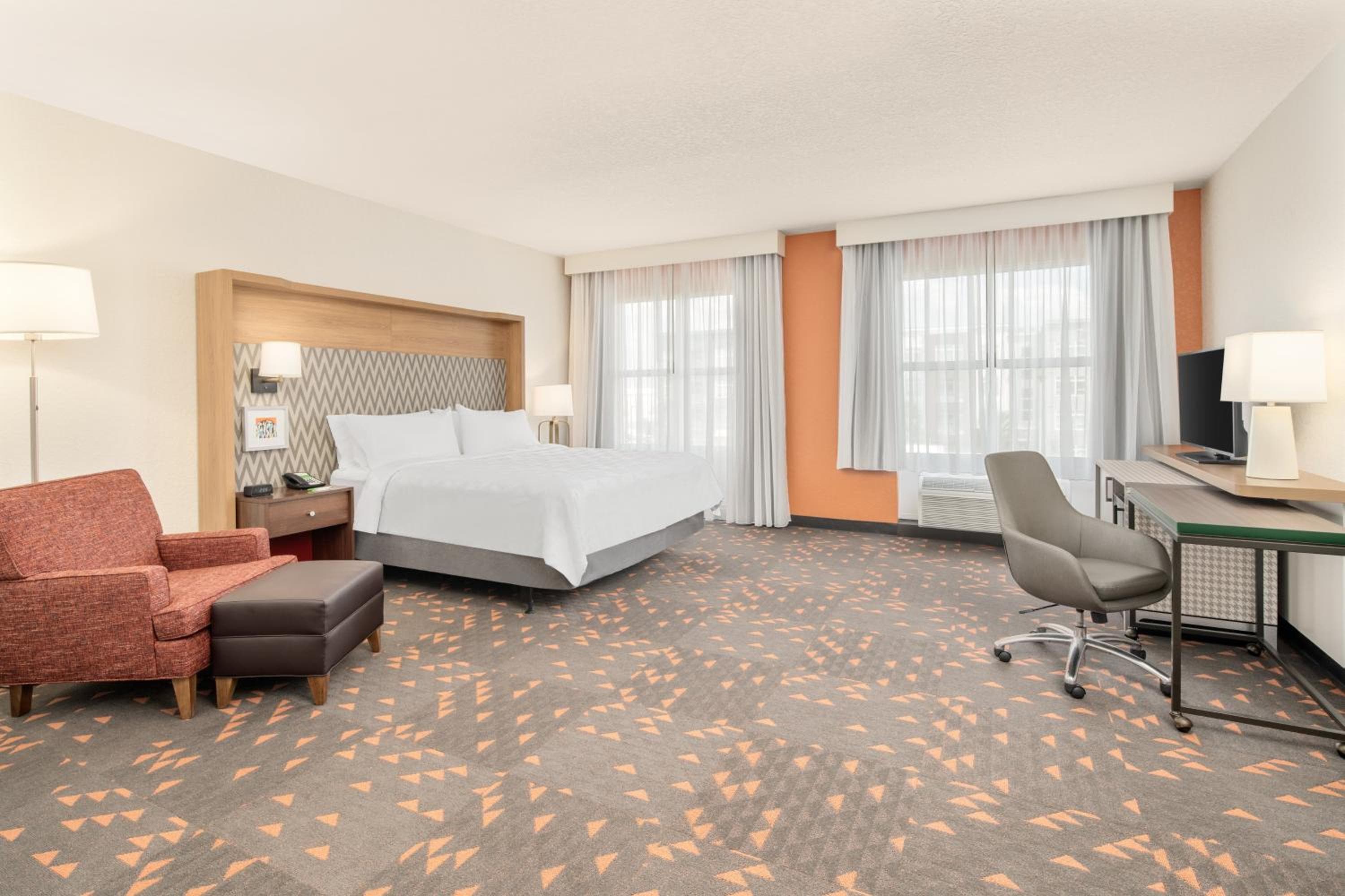 Holiday Inn & Suites Orlando - I-Drive - Theme Parks by IHG — 14