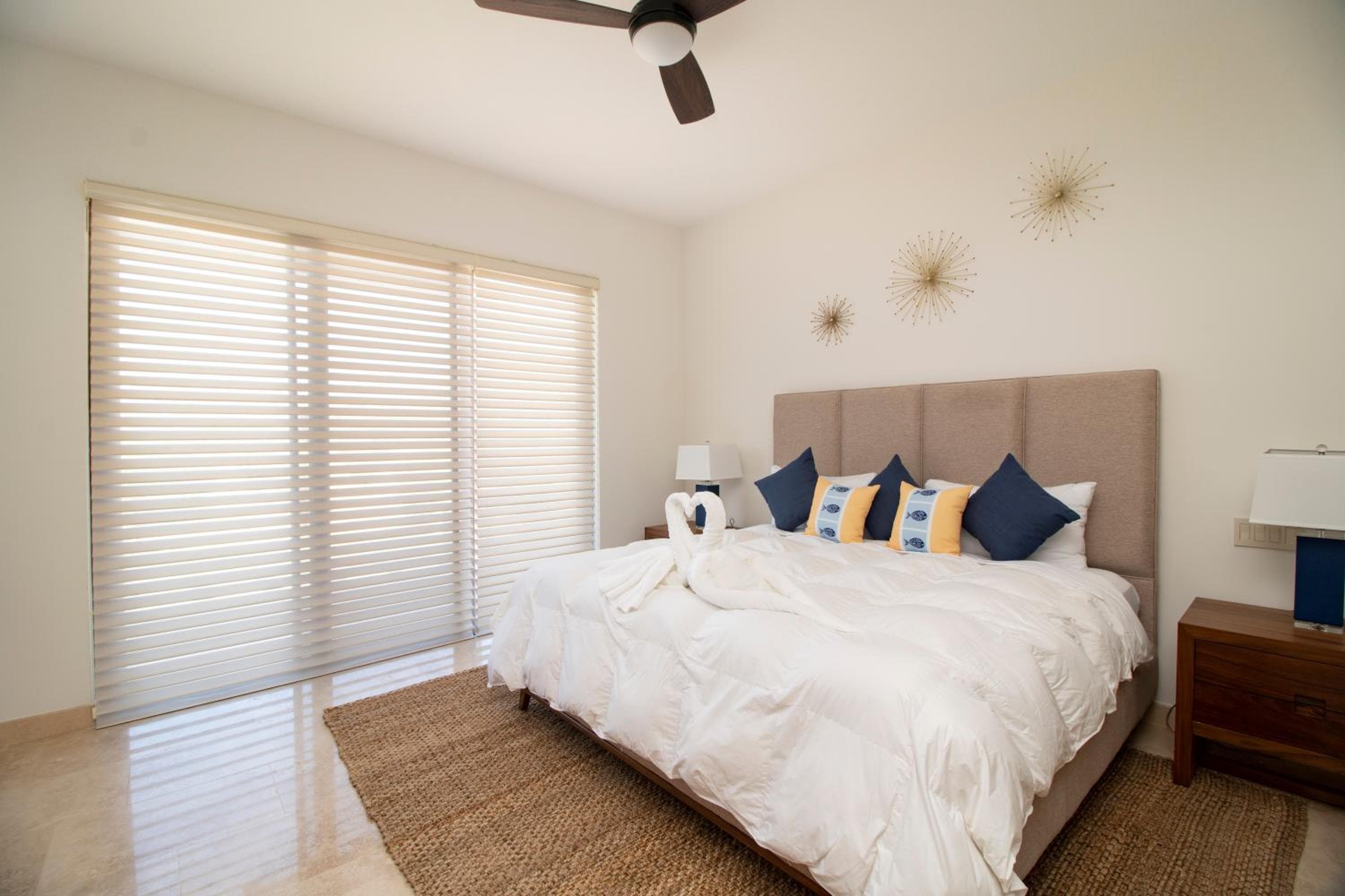 Bohari Palmilla — 25