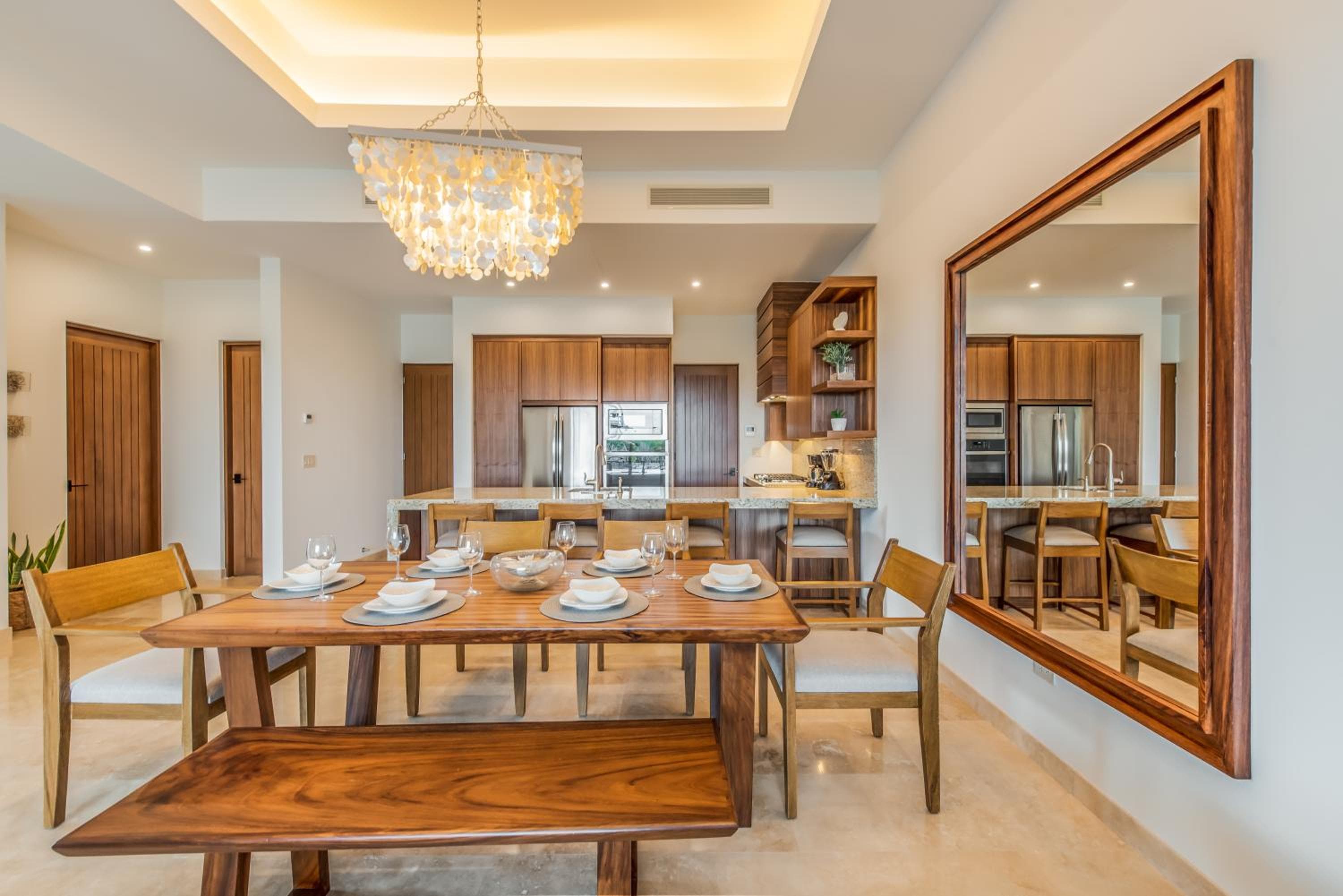 Bohari Palmilla — 19